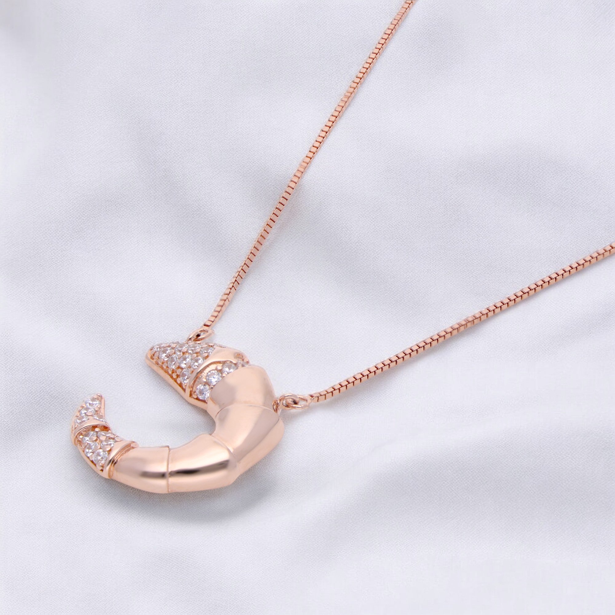 Elegant Serpentine Pendant with Diamond Accents | SKU : 0003112052 , 0003112113, 0003112076, 0003112038, 0003112199