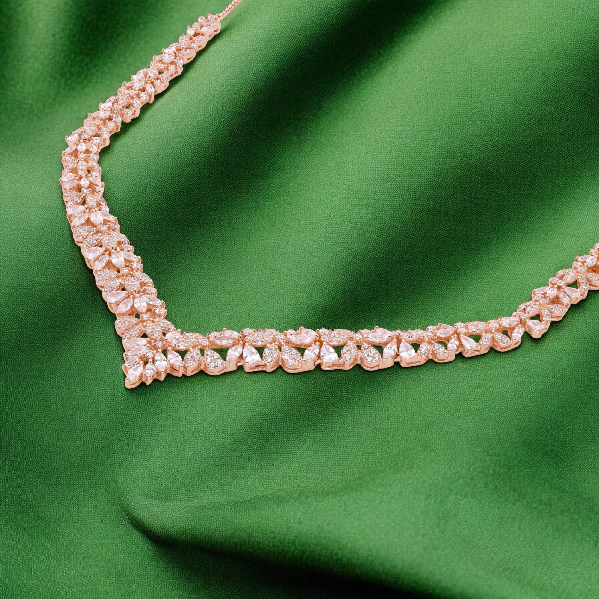 Chic Sterling Silver Cubic Zirconia Necklace | SKU : 0003403600, 0020846329, 0020846343, 0003525401