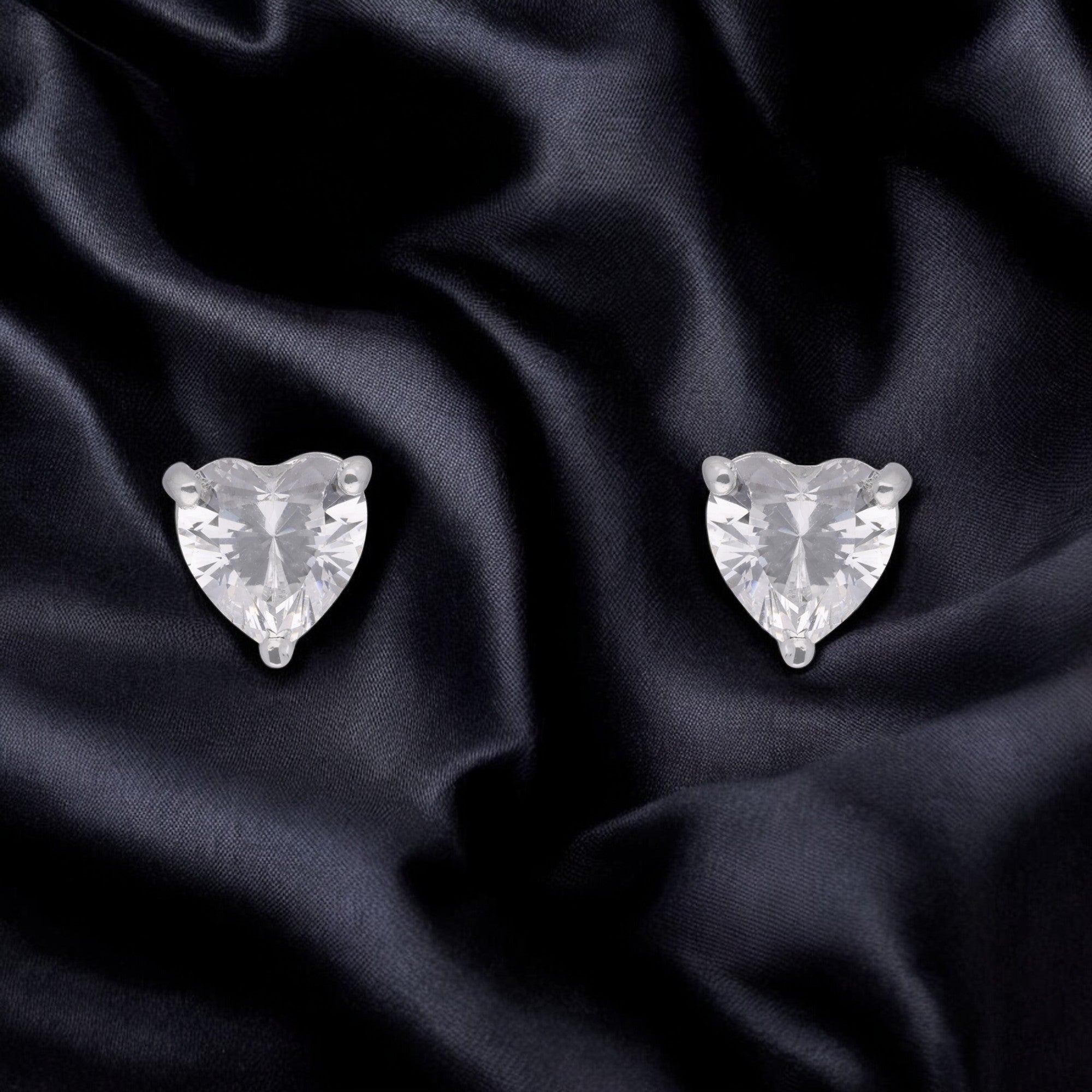 Refined Heart-Cut Sterling Silver Studs | SKU : 0003535448