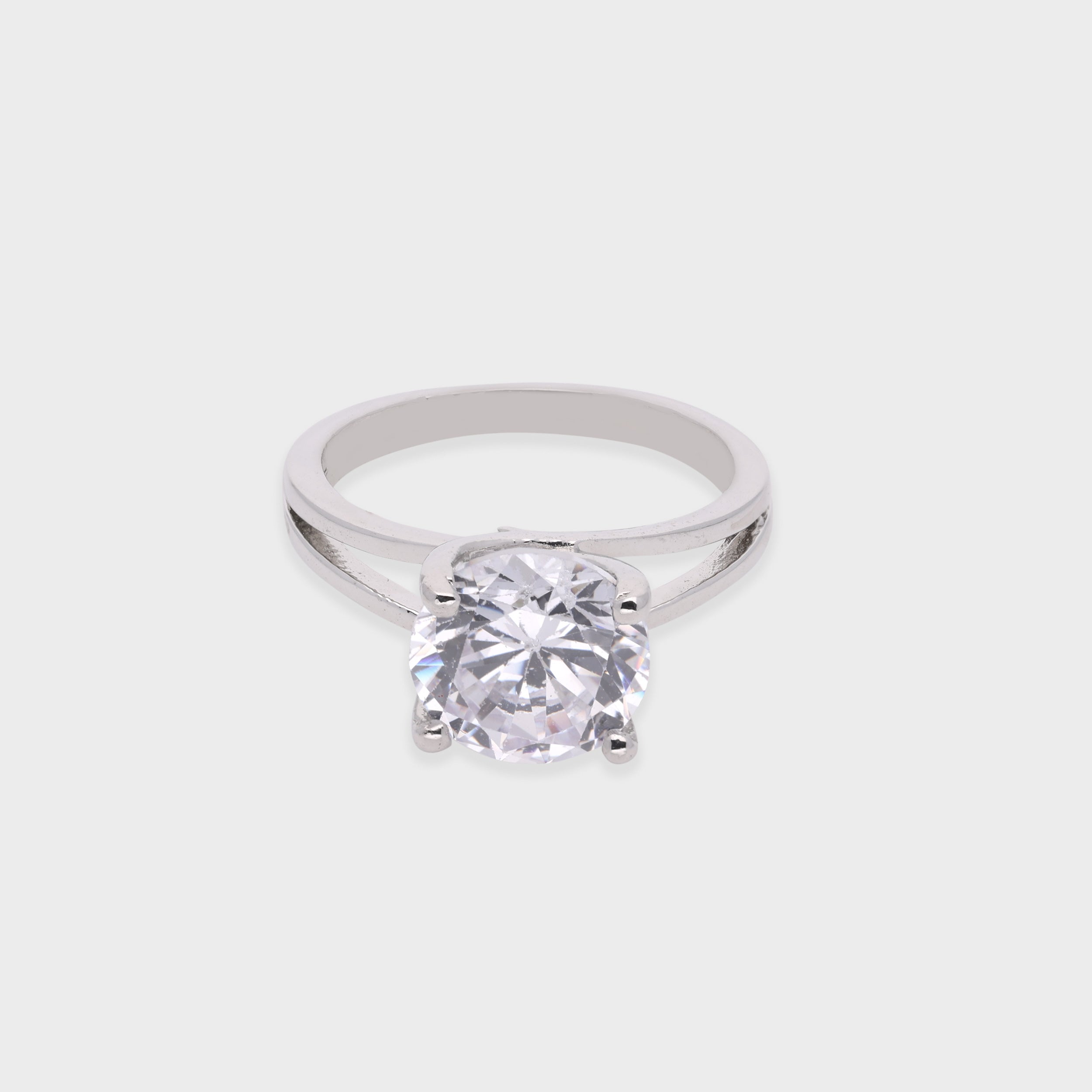 Classic Solitaire Ring with Split Shank in Sterling Silver | SKU : 0003578971
