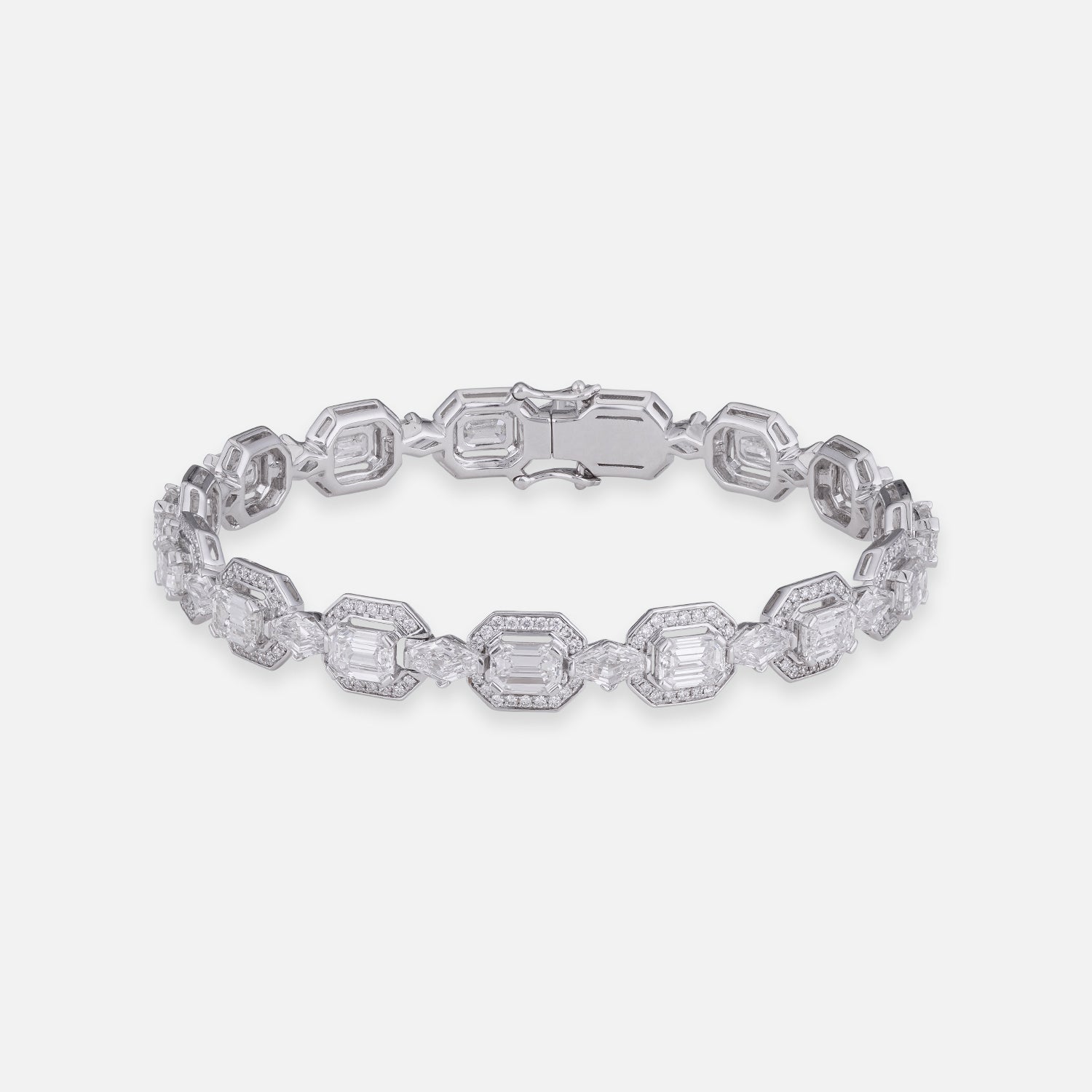 Imperial Octagon Lab Grown Diamond Bracelet in 18K White Gold | SKU : 0004677659