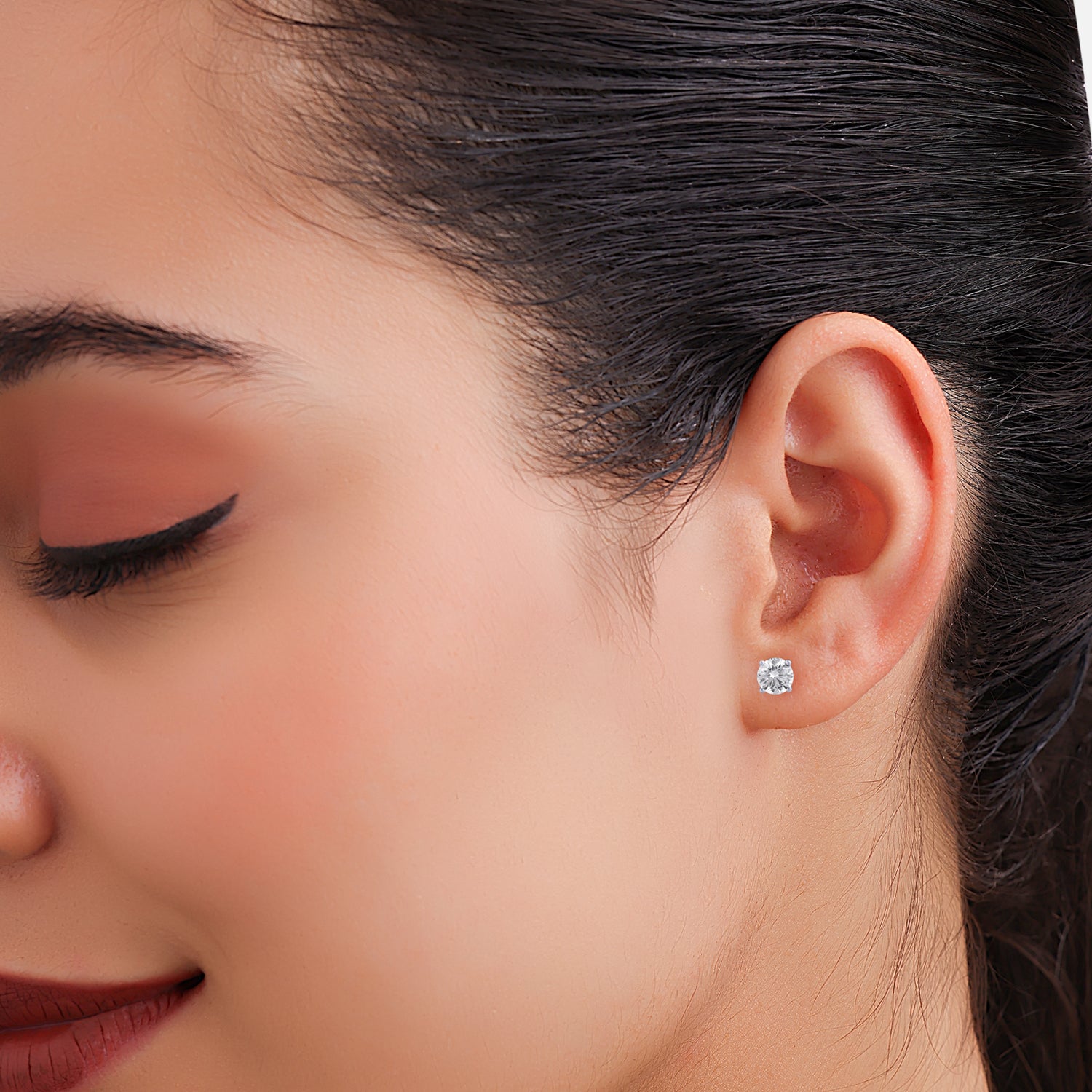 Lab Grown 1.51 Carat Diamond Stud Earrings in 18 Karat Gold | SKU : 0005032600