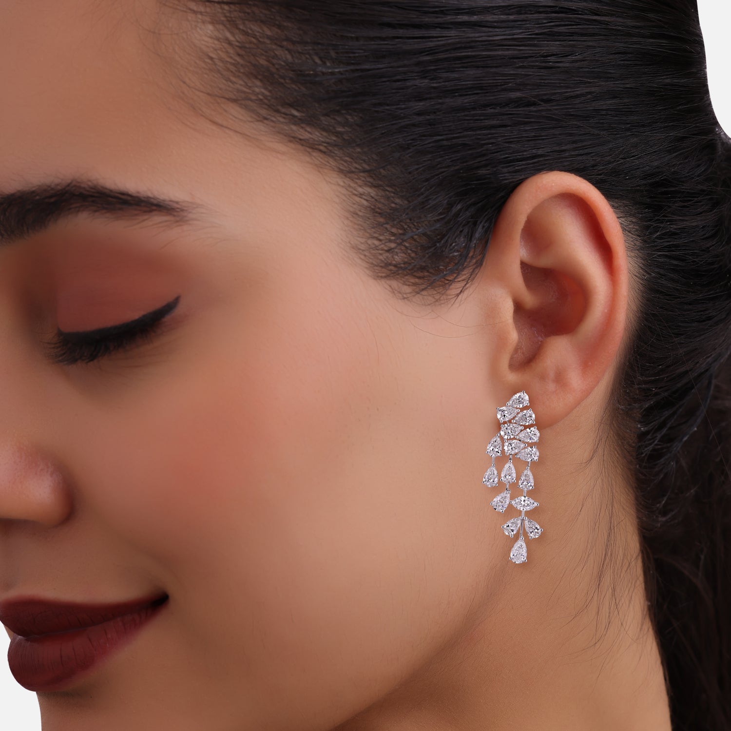 Lab Grown 11.010 Carat Diamond Cascade Earrings in 18 Karat Gold | SKU : 0005049189