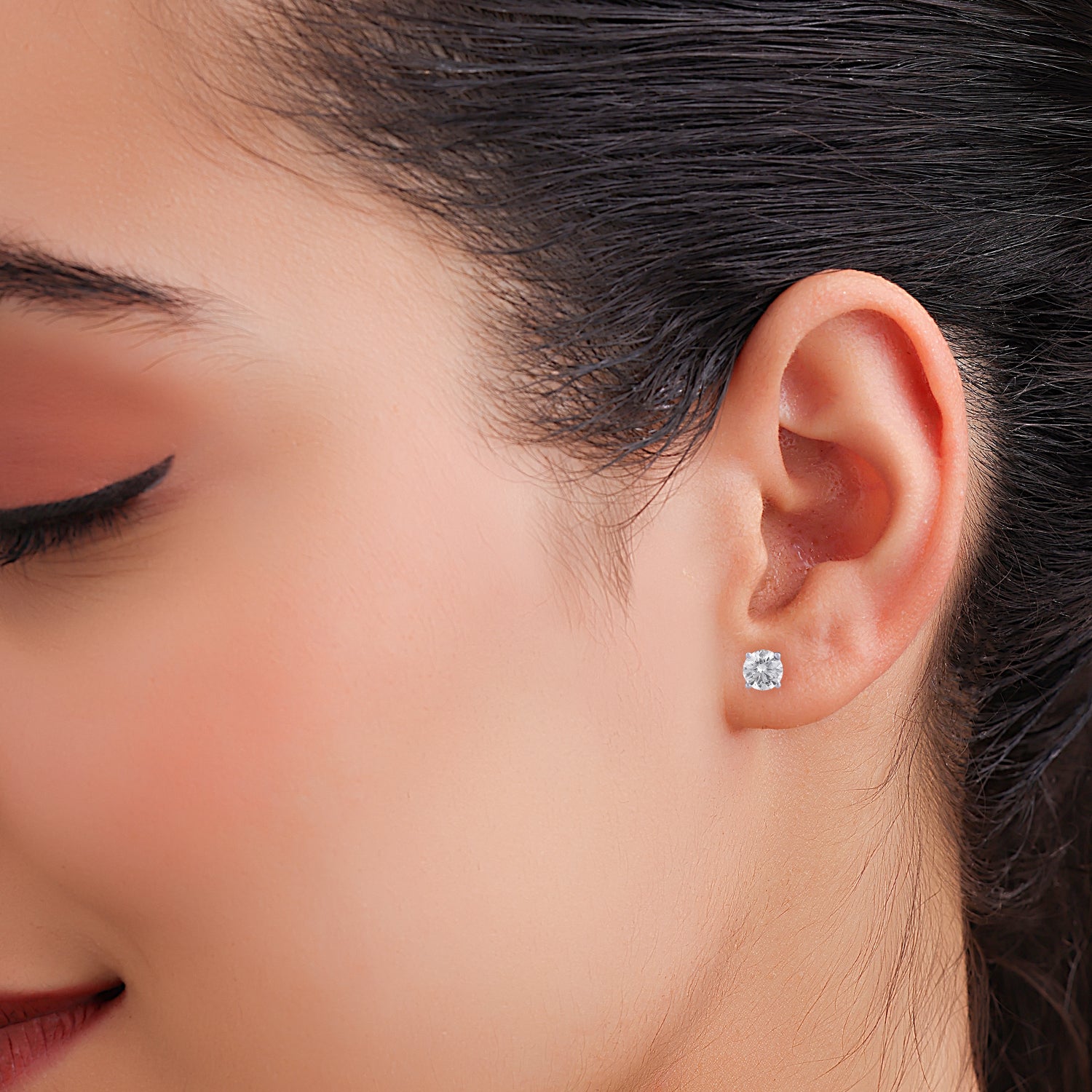 Lab Grown 3.000 Carat Diamond Stud Earrings in 18 Karat Gold | SKU : 0005059232