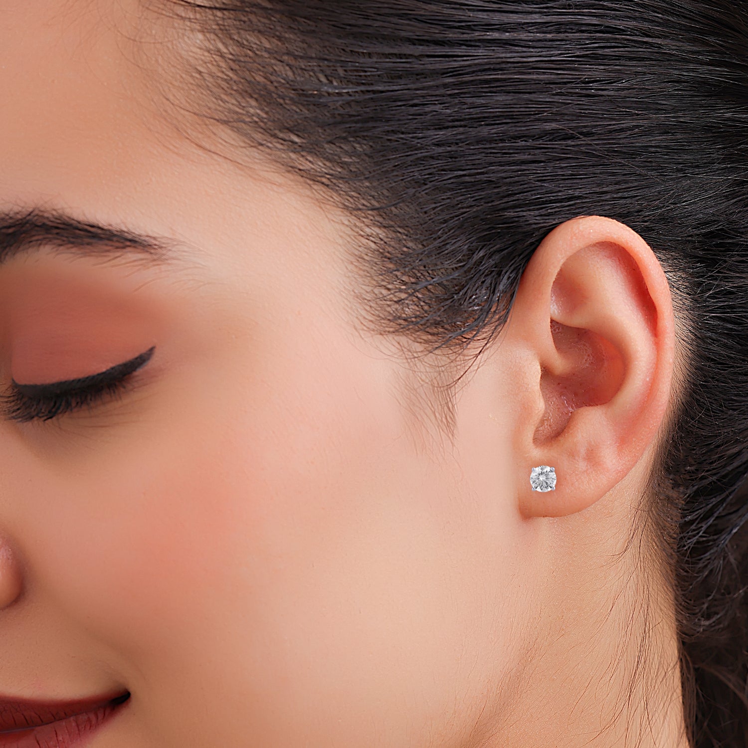 Lab Grown 3.040 Carat Solitaire Diamond Stud Earrings in 18 Karat Gold | SKU : 0005059263