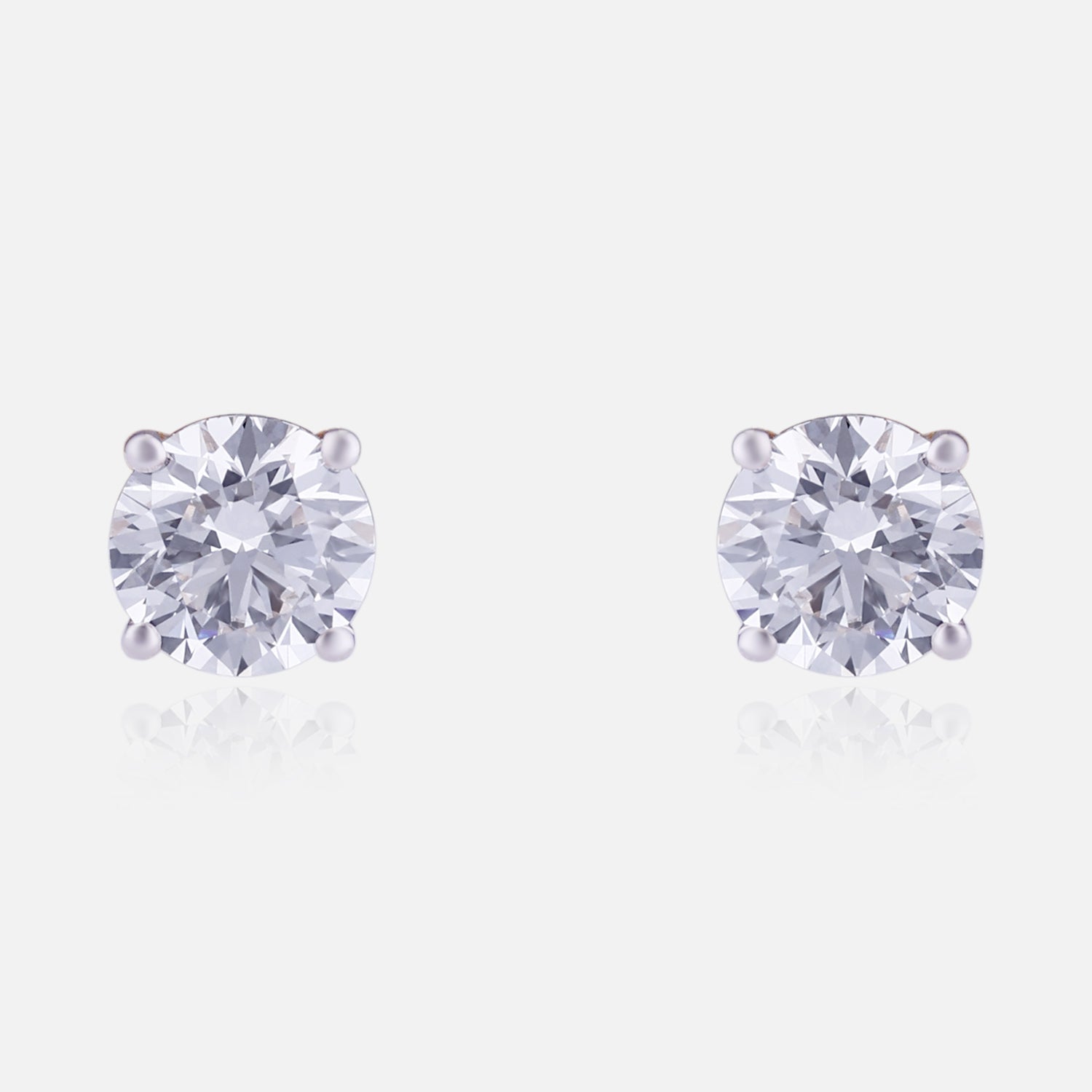 Lab Grown 3.070 Carat Solitaire Diamond Stud Earrings in 18 Karat Gold | SKU : 0005060801