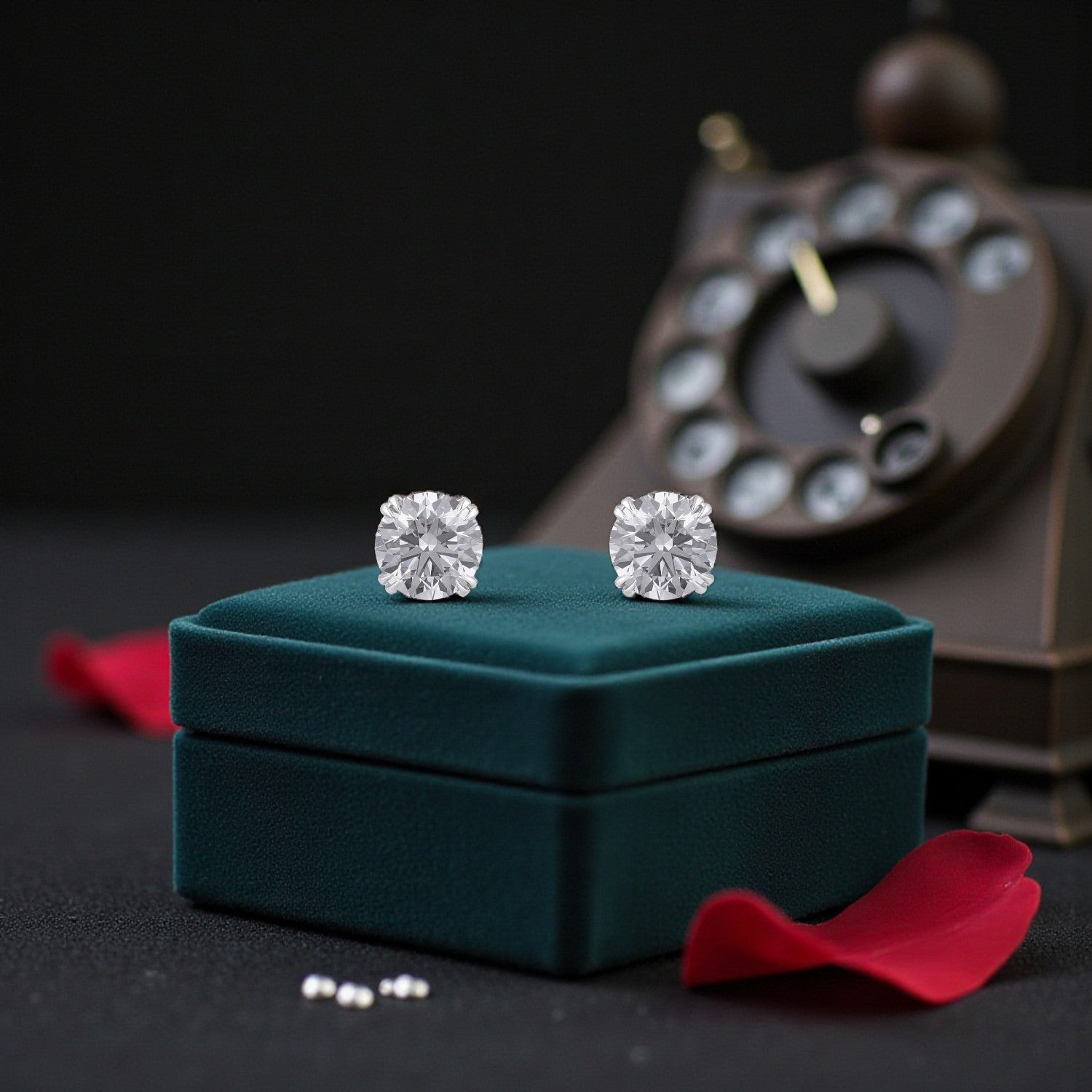 Lab Grown 6.070 Carat Diamond Stud Earrings in 18 Karat Gold | SKU : 0005069675