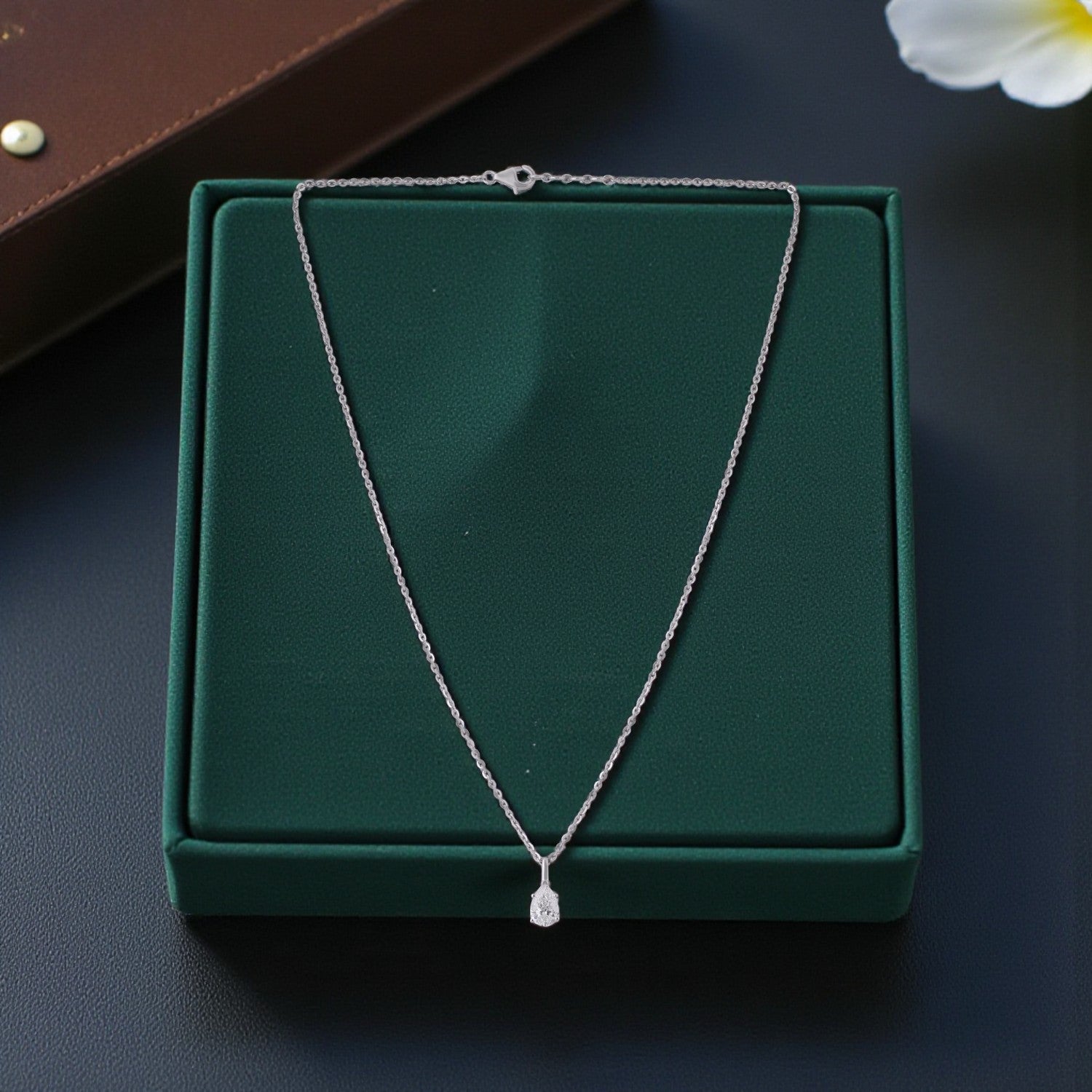 Lab Grown 1.10 Carat Pear Cut Diamond Solitaire Pendant in 18 Karat White Gold | SKU : 0005071142