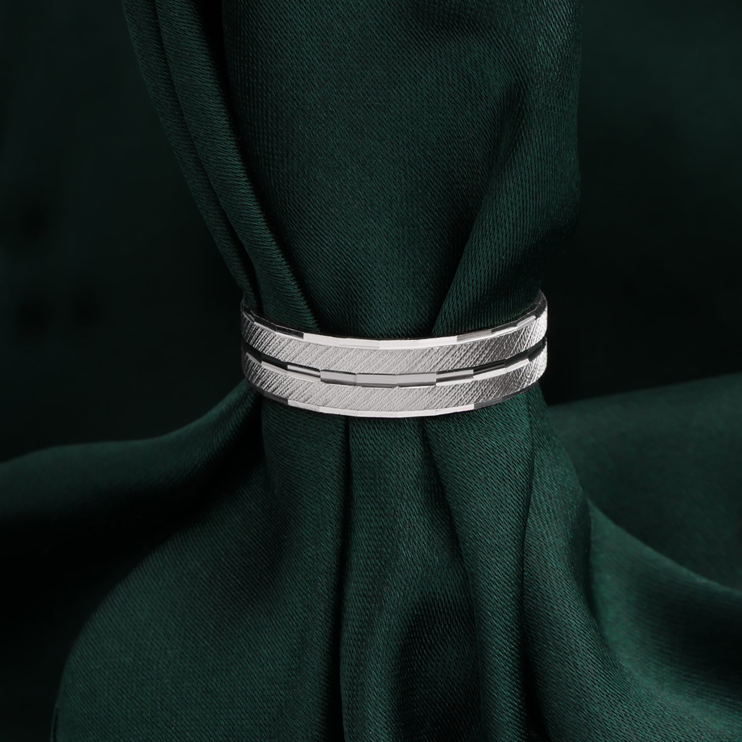 GENTLE MATTE RING | SKU:0018885569, 0018885637, 0018885545, 0003085332 - crash.club by CKC