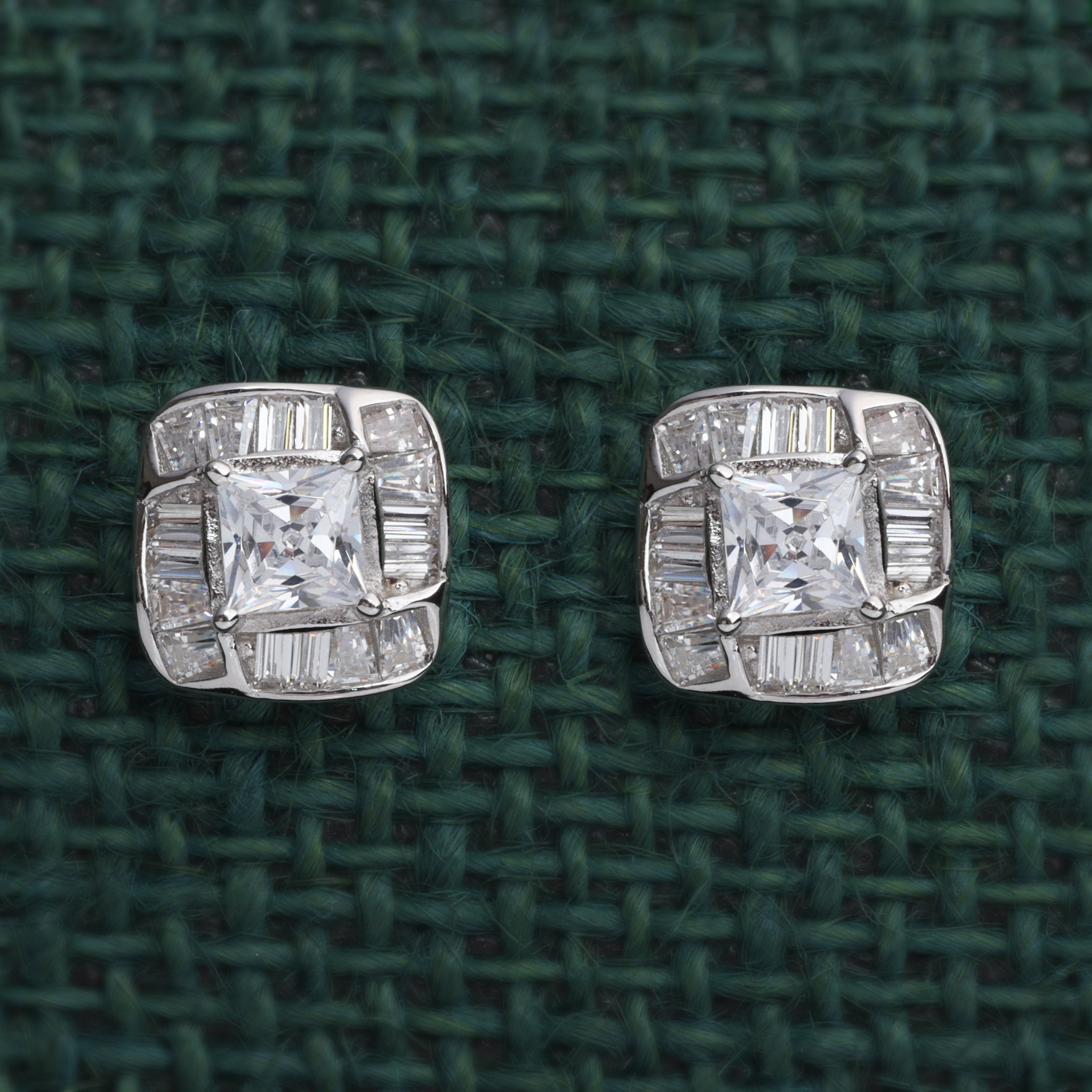 Luminous Crystal Elegance | SKU : 0019037493, 0019037851, 0019038186 - crash.club by CKC