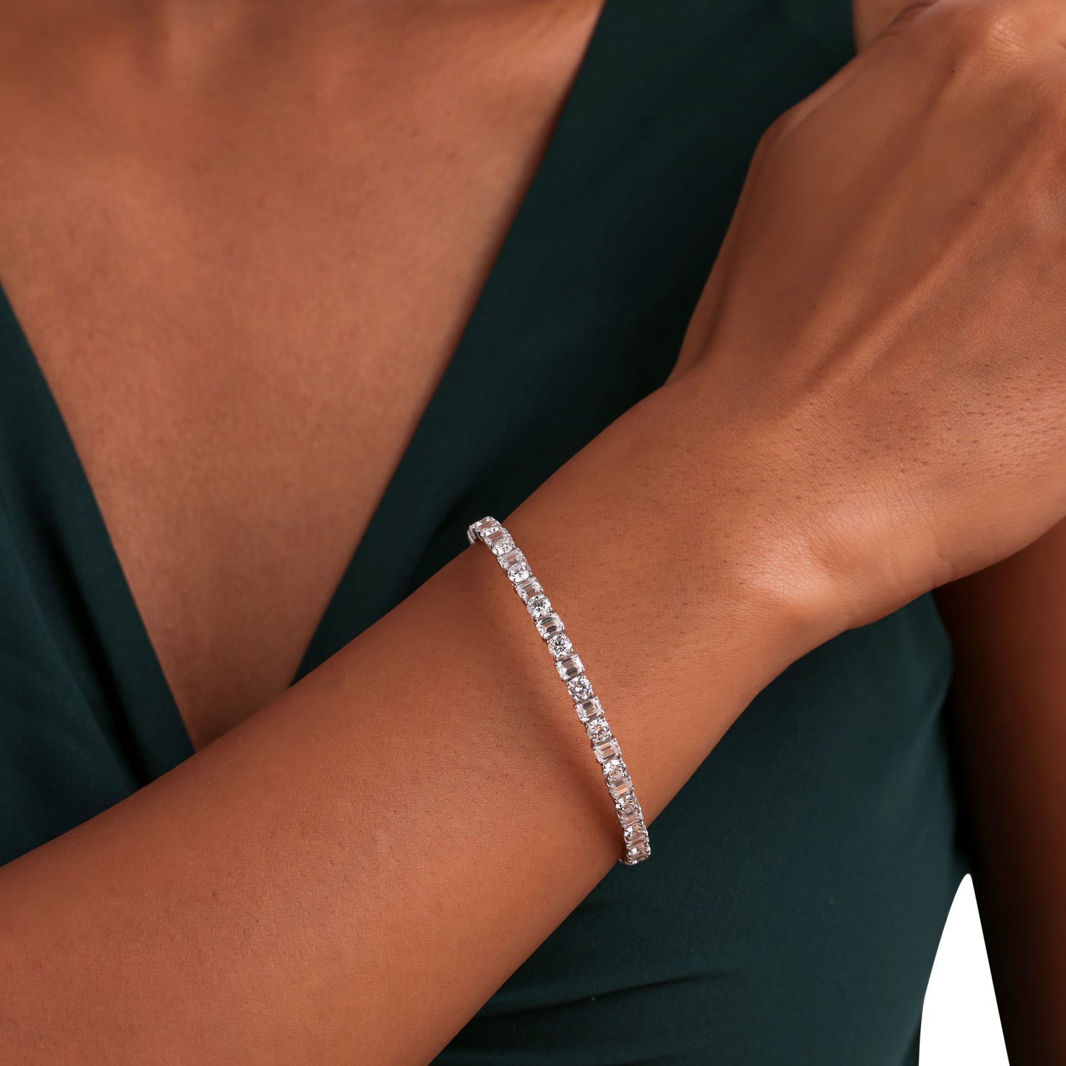 Round Brilliant 16.370 Carat Rose Gold Bracelet Lab-Grown Diamond Bracelet | SKU: 0019052045