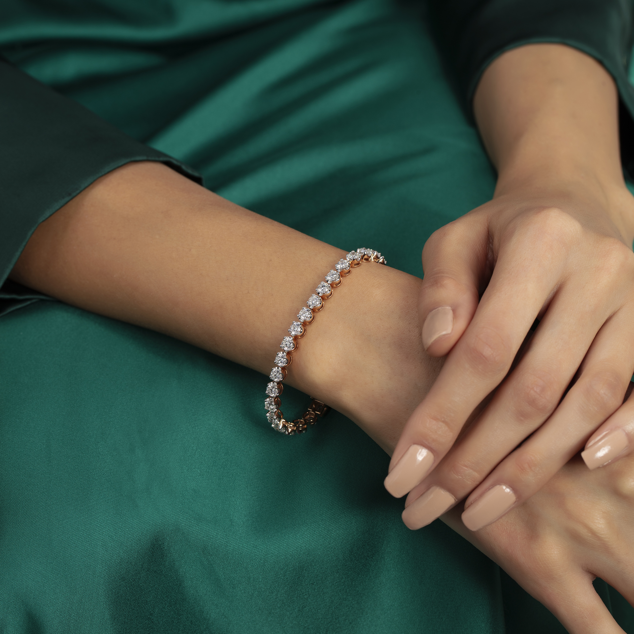 Oval Cut 15.760 Carat Lab Grown Diamond Bracelet in Rose Gold | SKU: 0019052083