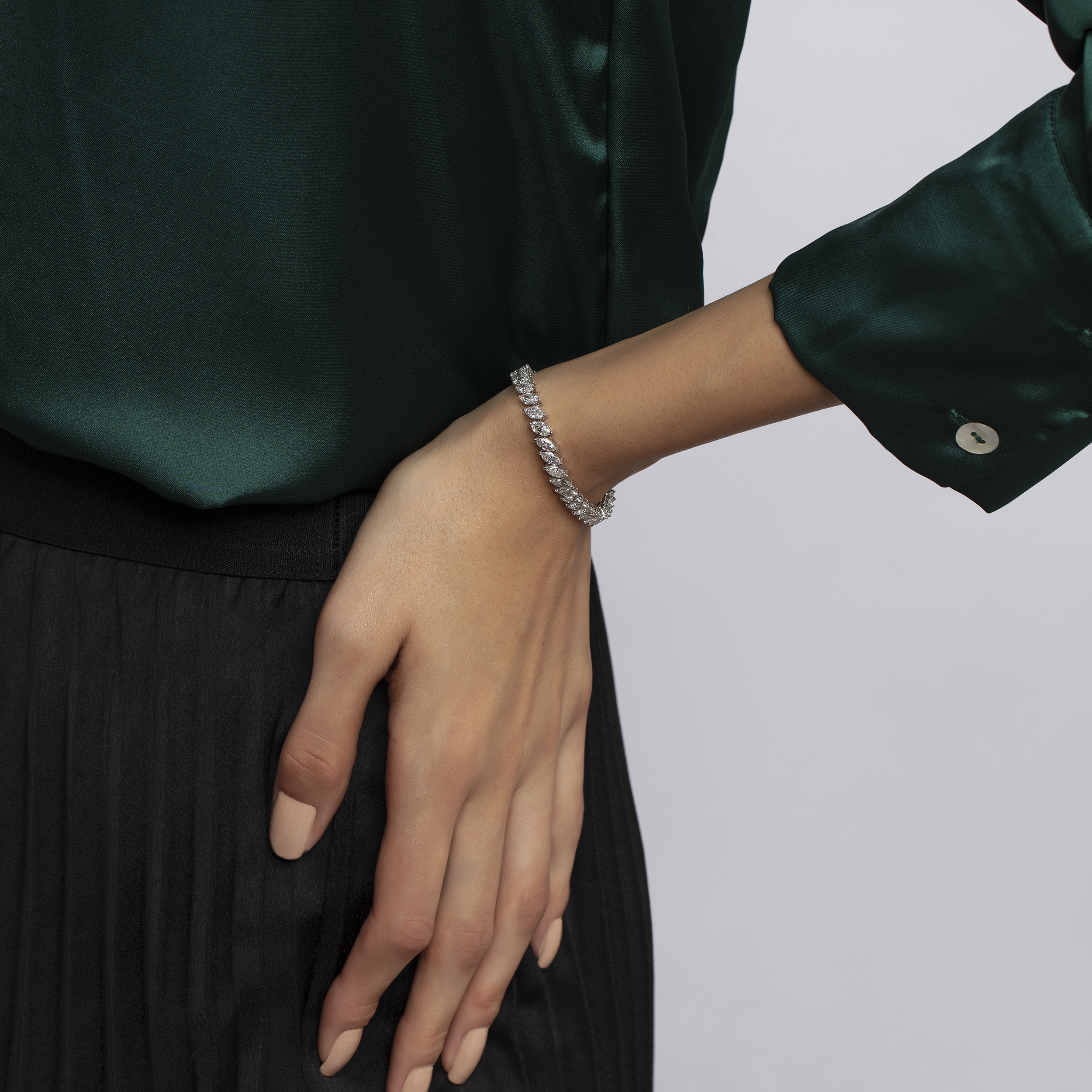 Round Brillant 10.44 Carat Lab Grown Diamond Bracelet in White Gold | SKU: 0019052090 - crash.club by CKC