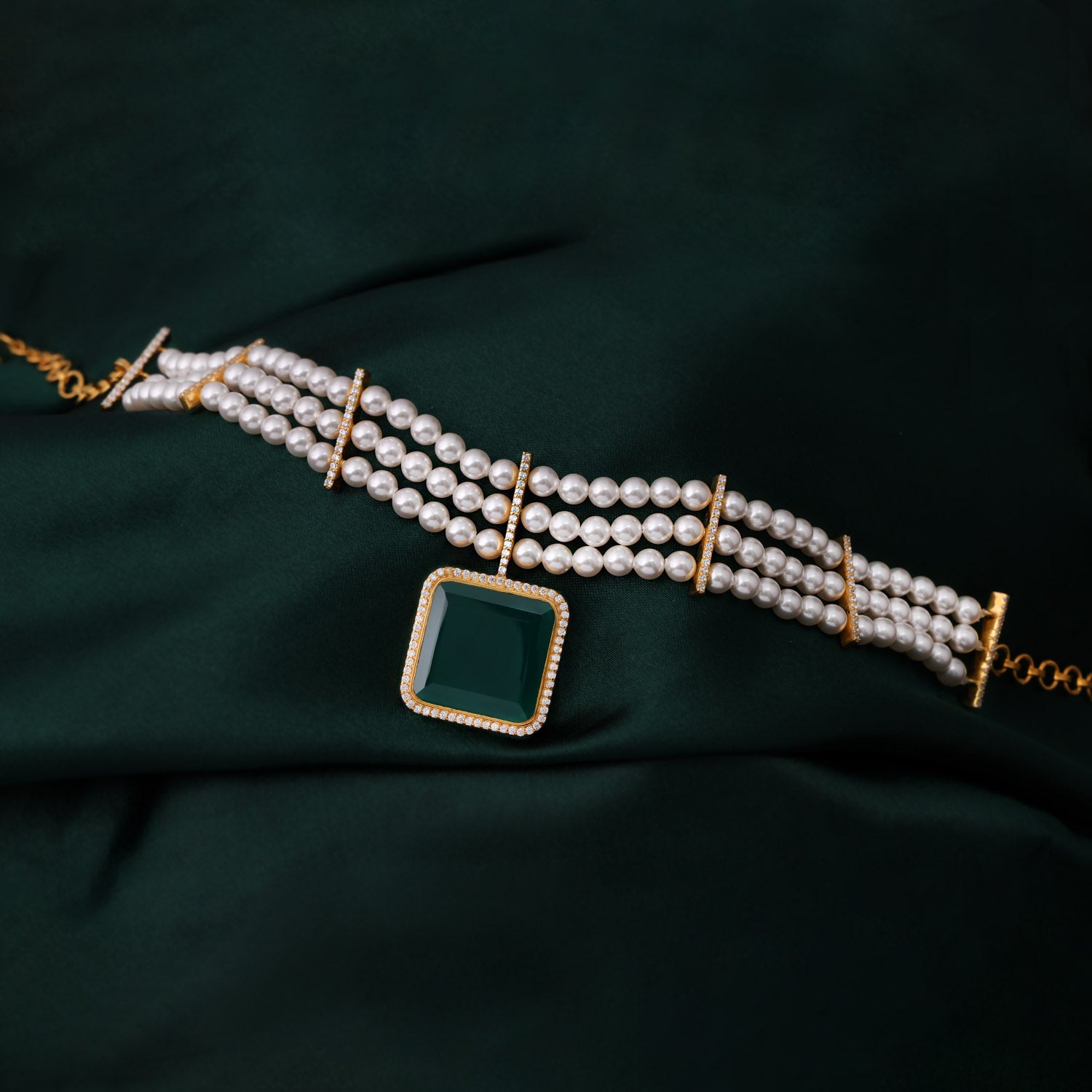 Gemstone-Adorned Pearl Collar | SKU: 0019163796, 0019163802, 0002929927, 0002929910 - crash.club by CKC