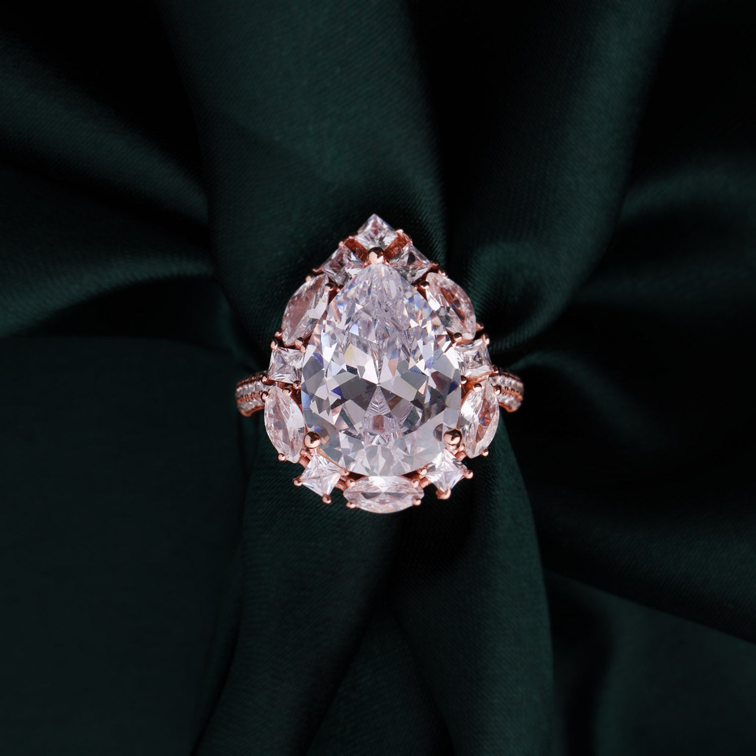 Rose Gold Serenity | SKU : 0019211855, 0002931241, 0019211923, 0019211886 - crash.club by CKC