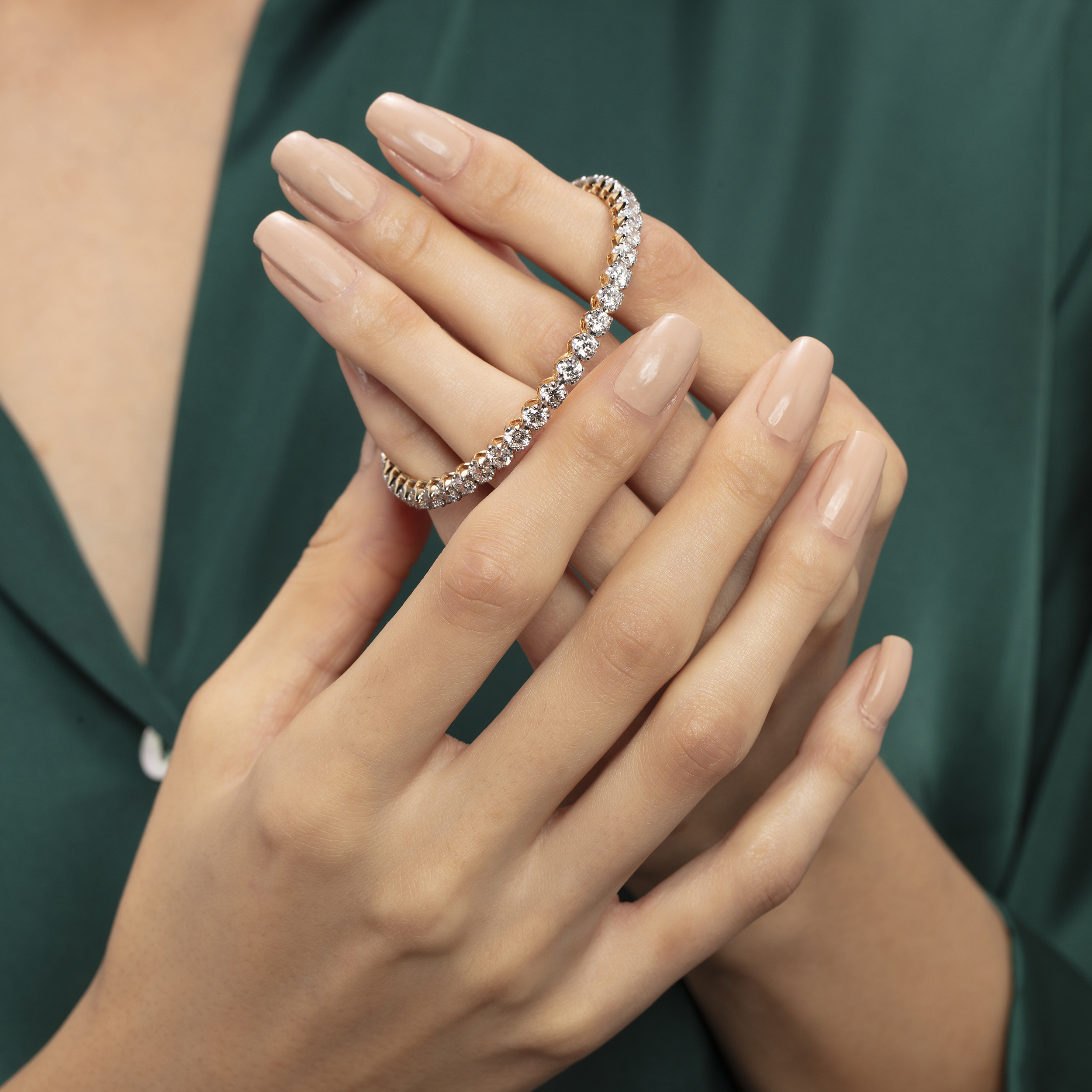 Round Brilliant 10.20 Carat Lab Grown Diamond Bracelet in Yellow Gold | SKU: 0019325521