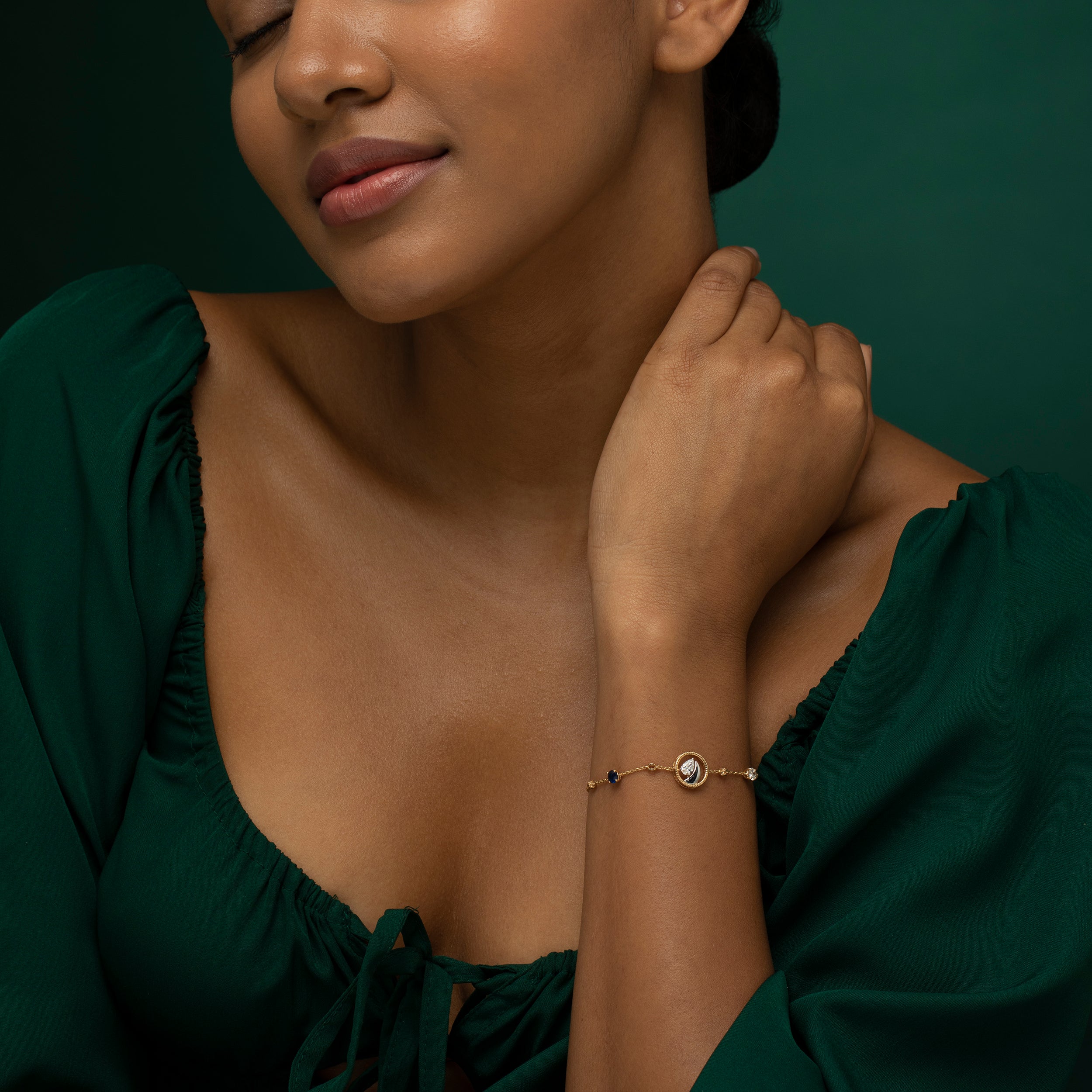 Pear & Round Brilliant 0.71 Carat Majestic Horn Lab Grown Diamond Bracelet | SKU: 0019473451