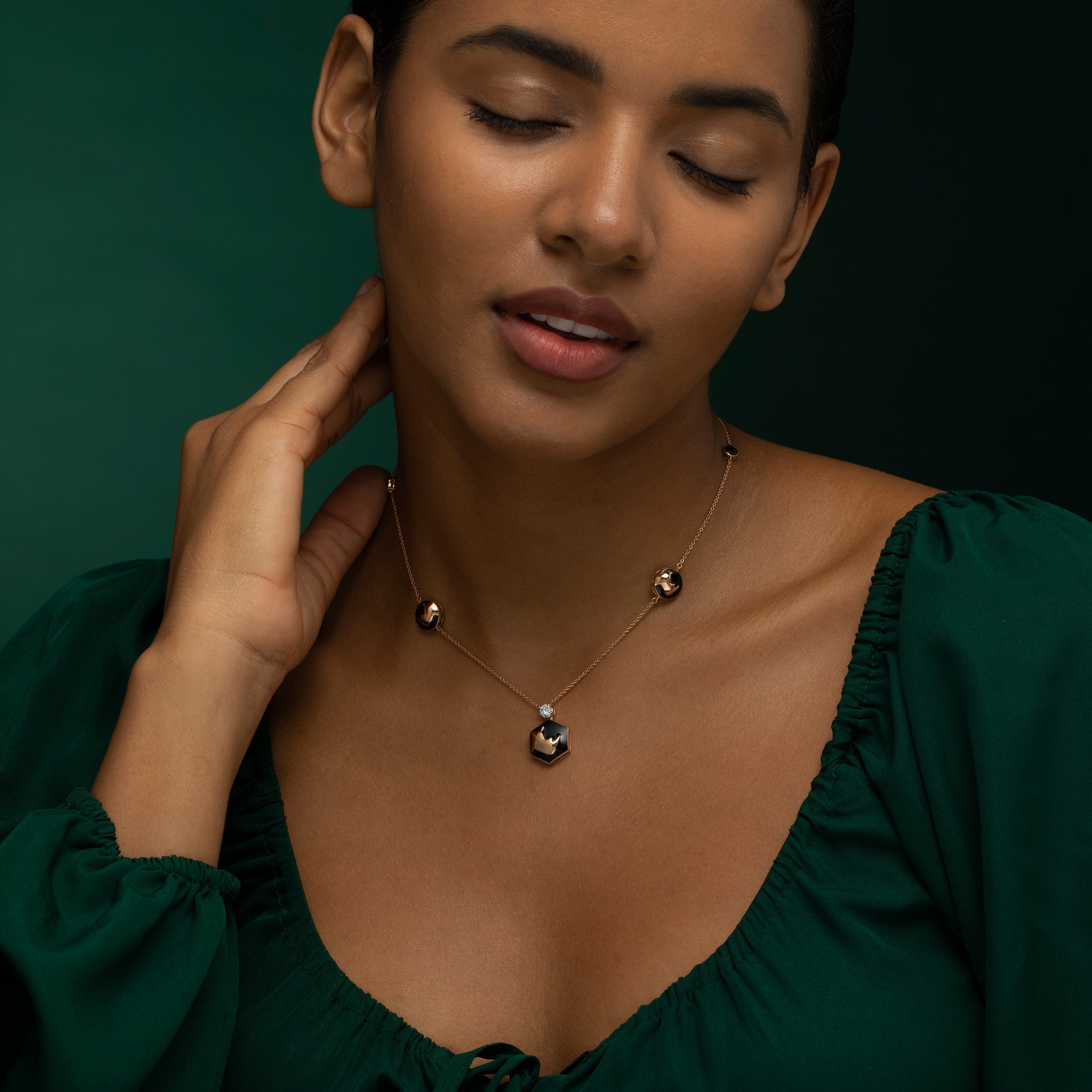 Round Brilliant 0.26 Carat Black Rhino Lab Grown Diamond Chain Pendant  | SKU : 0019473468