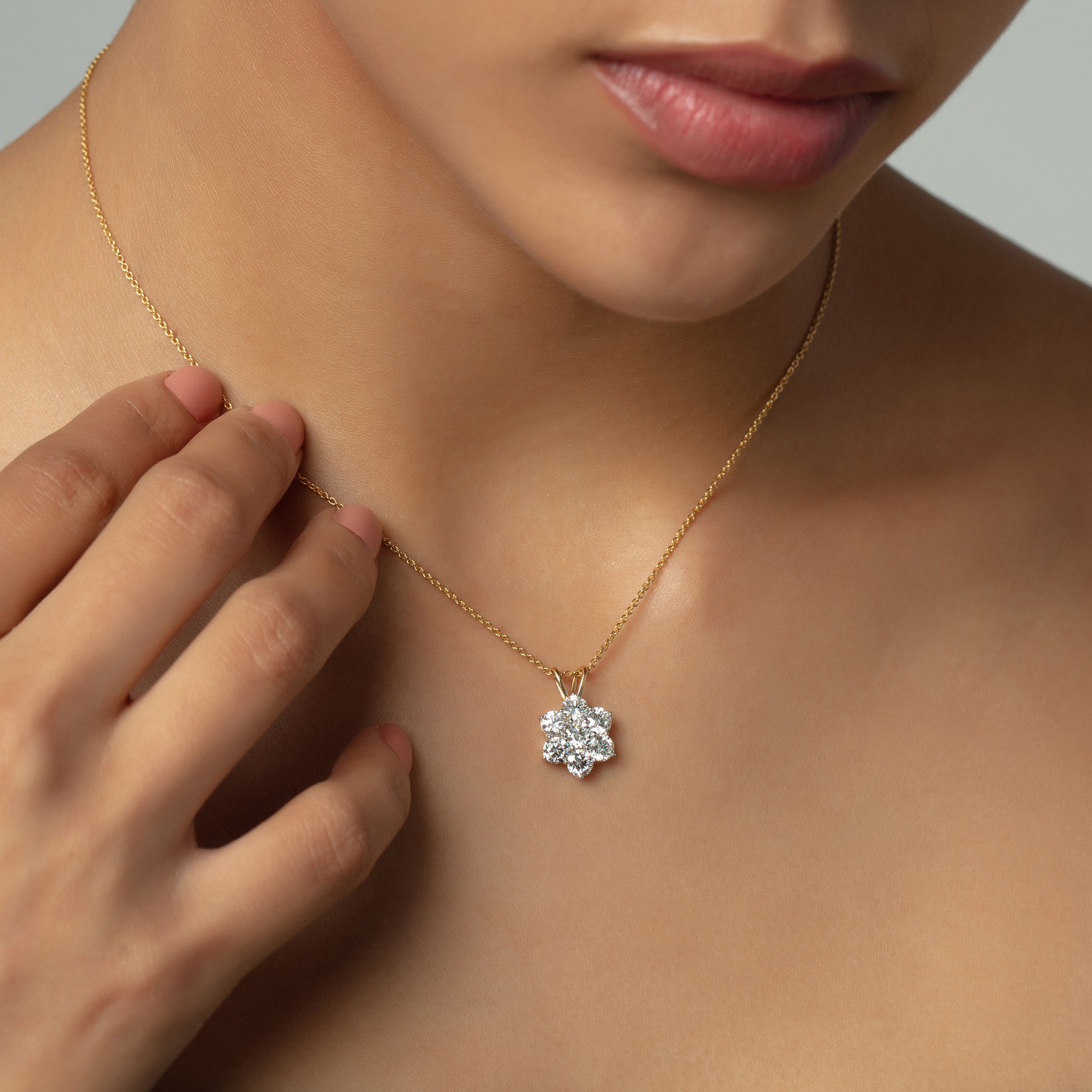 Round Brilliant Carat Celestial Nakshatra Design Lab-Grown Solitaire Diamond Chain Pendant SKU 0020684648