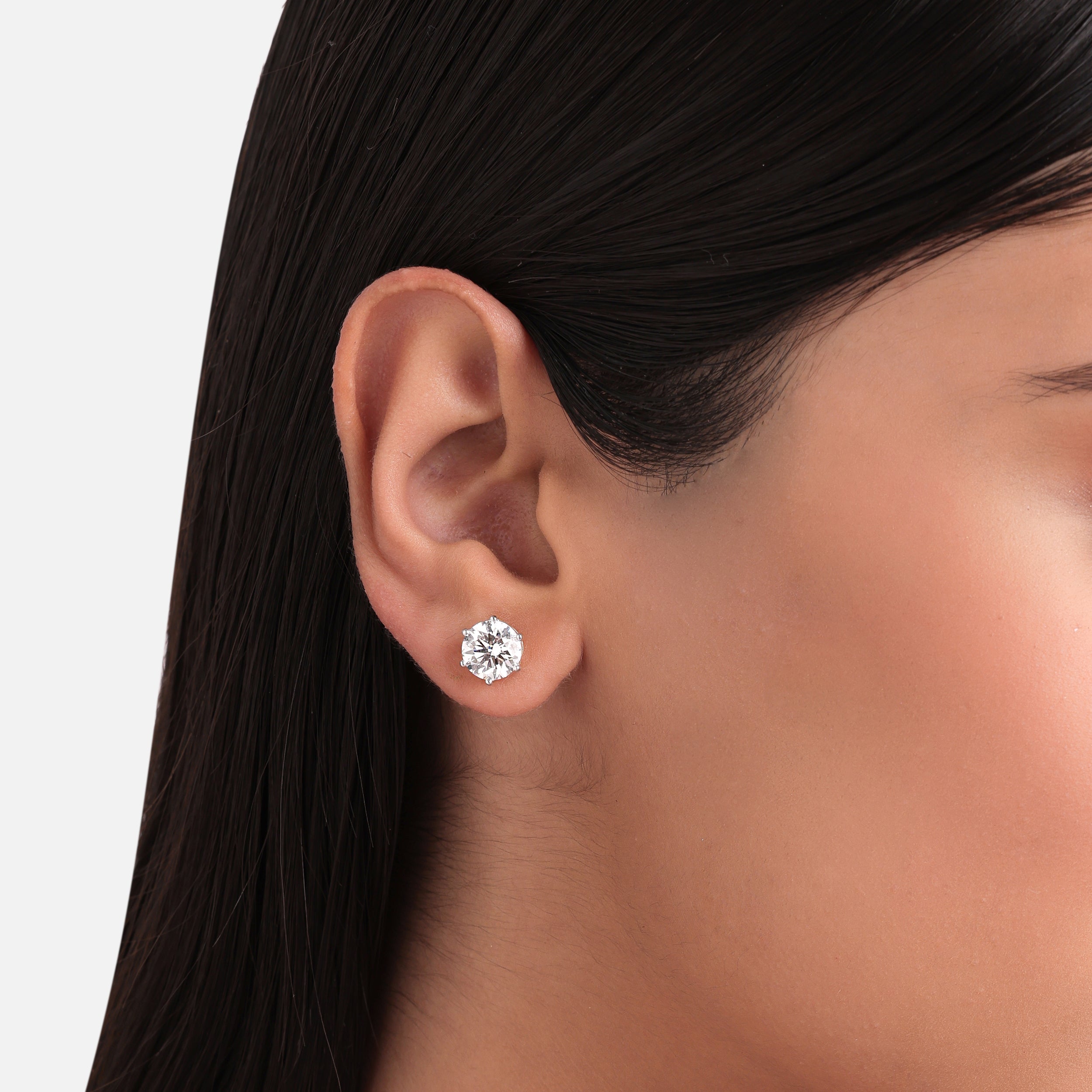 Round Brilliant-Cut 4.03 Carat Lab-Grown Pair Diamond Stud in Yellow Gold| SKU : 0020833442