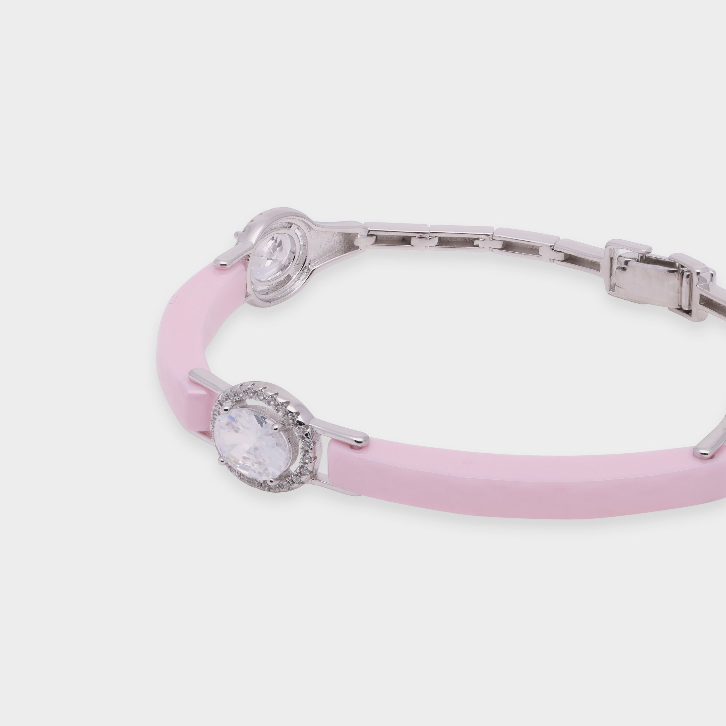 Timeless Halo Elegance Bracelet – A Sophisticated Fusion of Modern and Classic | SKU : 0021131783, 0021131790, 0021131806, 0021131776