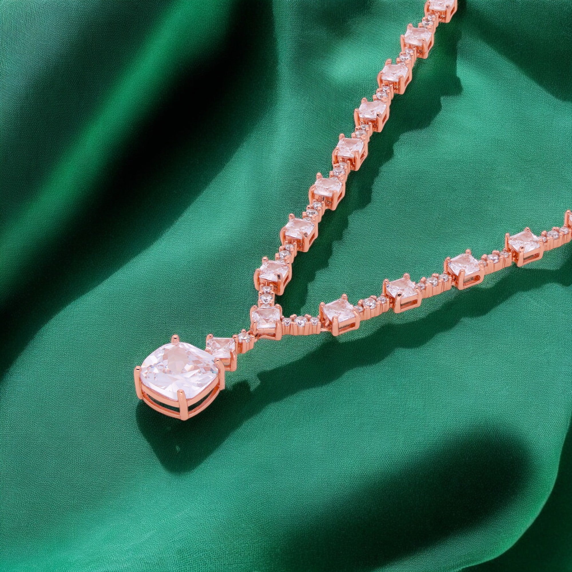 Grand Radiance Diamond Silver Necklace | SKU : 0021143120, 0003523933