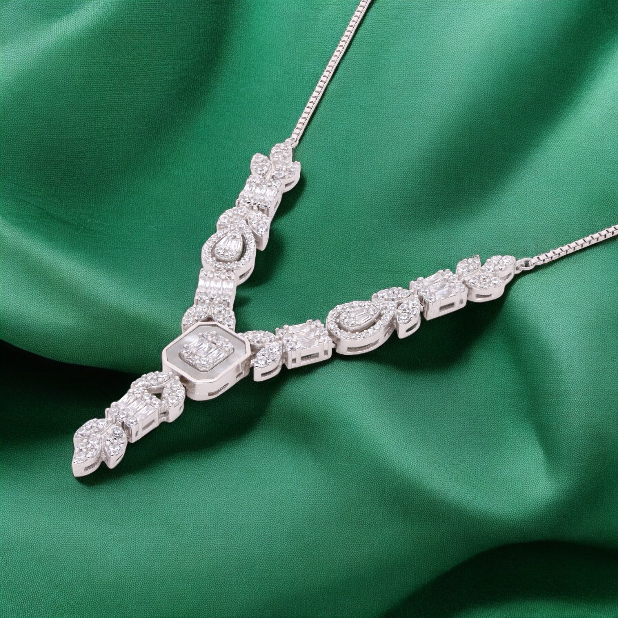 Imperial Grace V-Line Necklace in Sterling Silver with Brilliant Stones | SKU : 0021188428, 0003525463