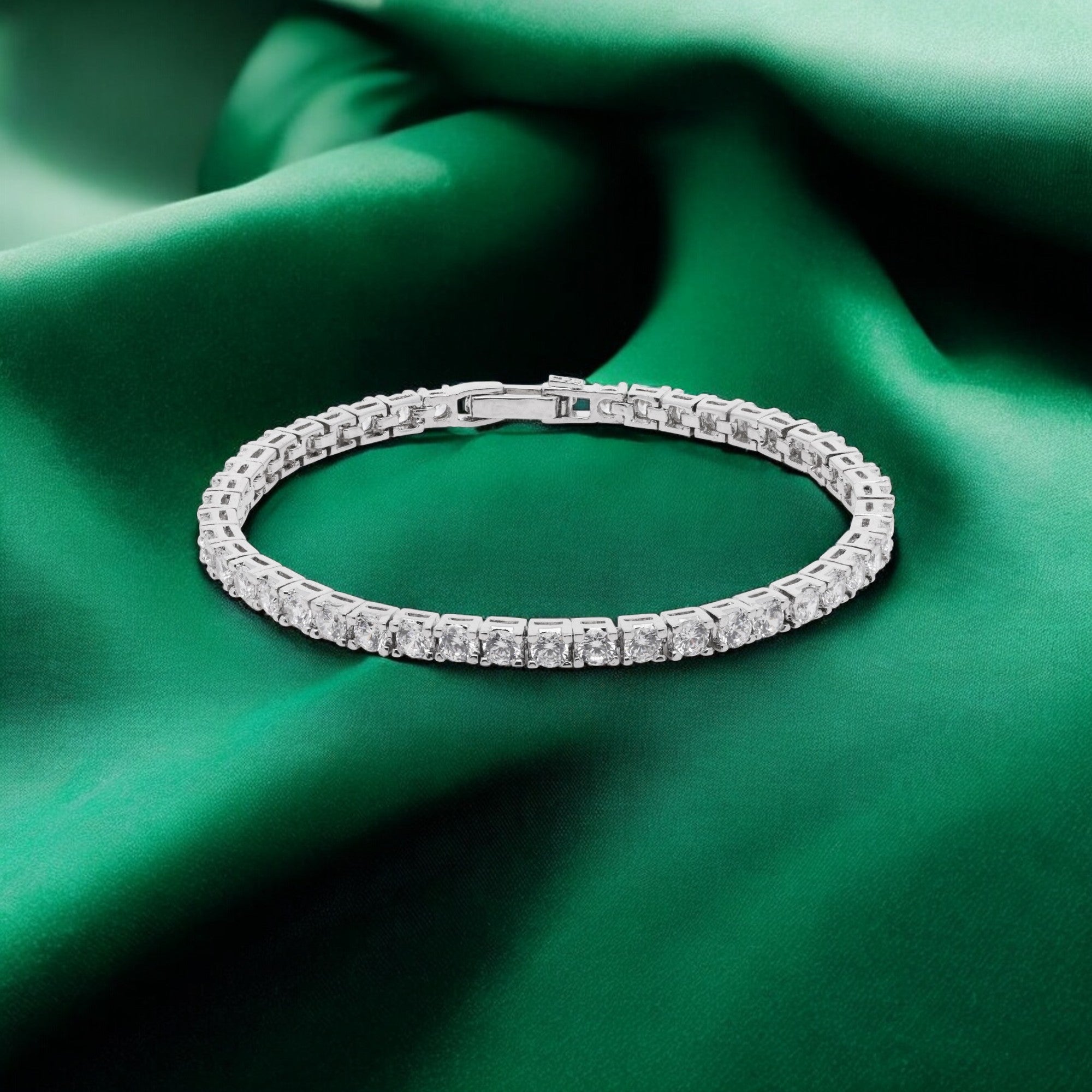 Eternal Glow Classic Round-Cut Tennis Bracelet | SKU: 0021326004, 0021325991