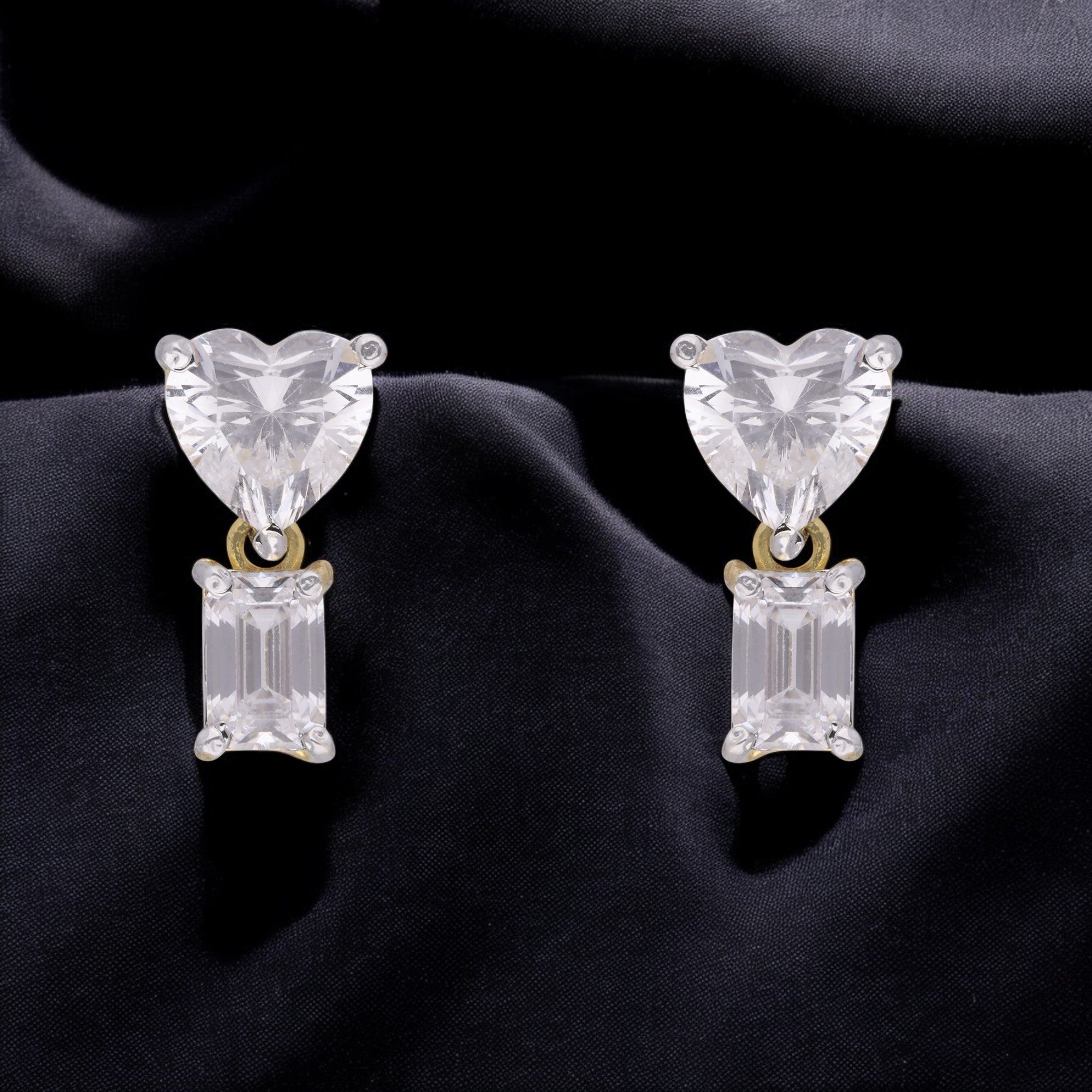 Hearts & Emeralds Dual-Stone Gold Ear Studs | SKU : 0021327827, 0021515804