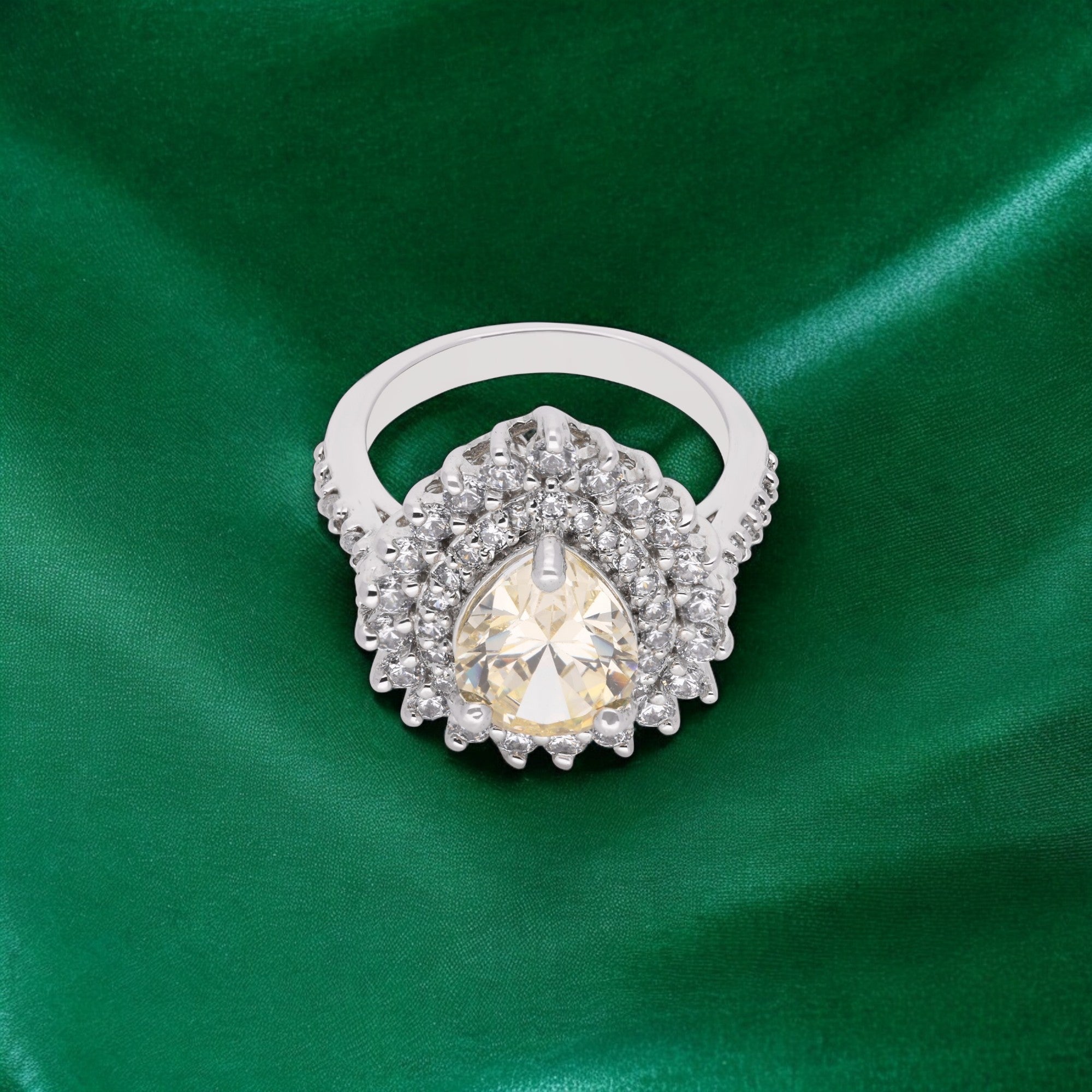 Sterling Silver Pear-Cut Halo Ring – A Statement of Elegance | SKU : 0021423147