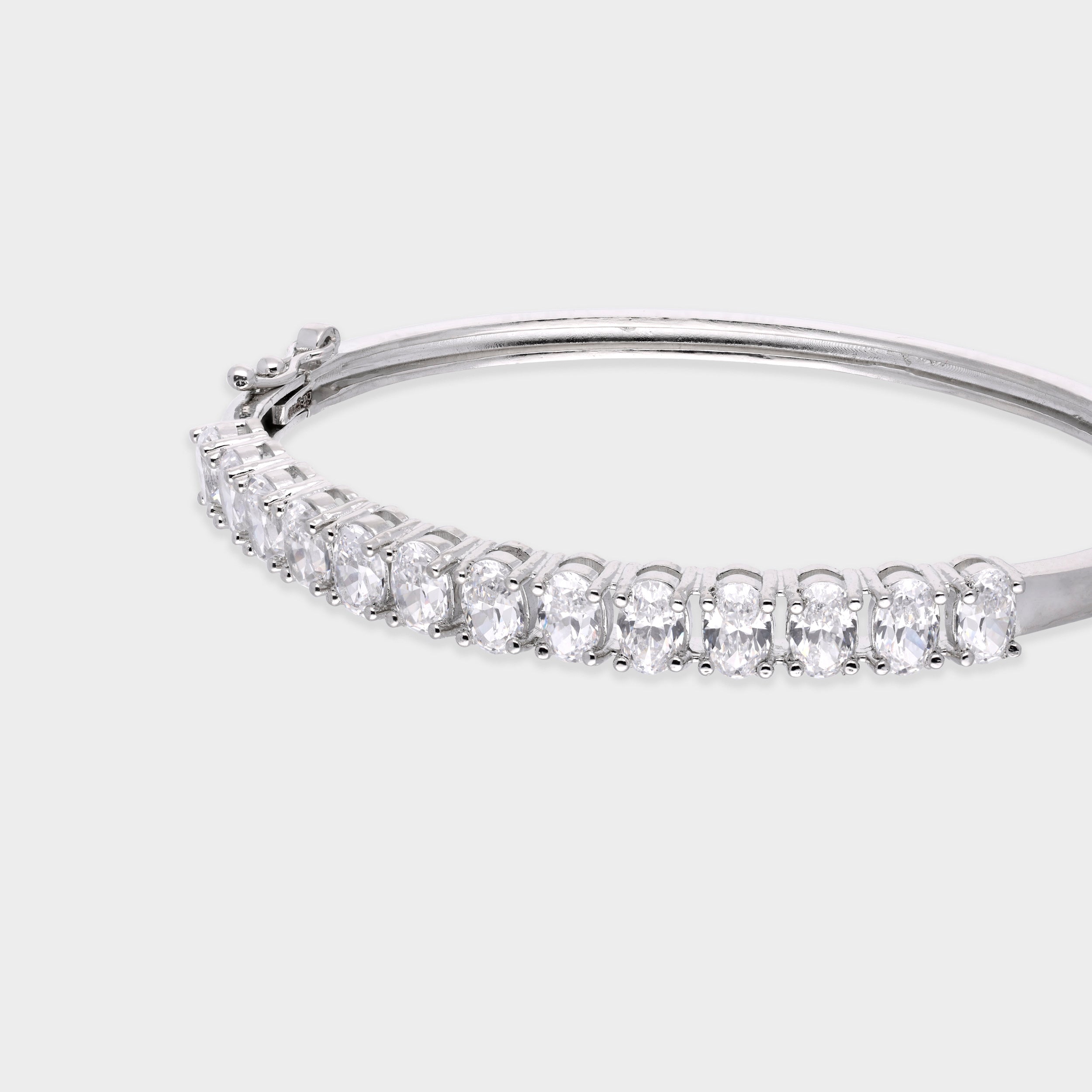 Oval Radiance Sterling Silver Bangle | SKU: 0021423680
