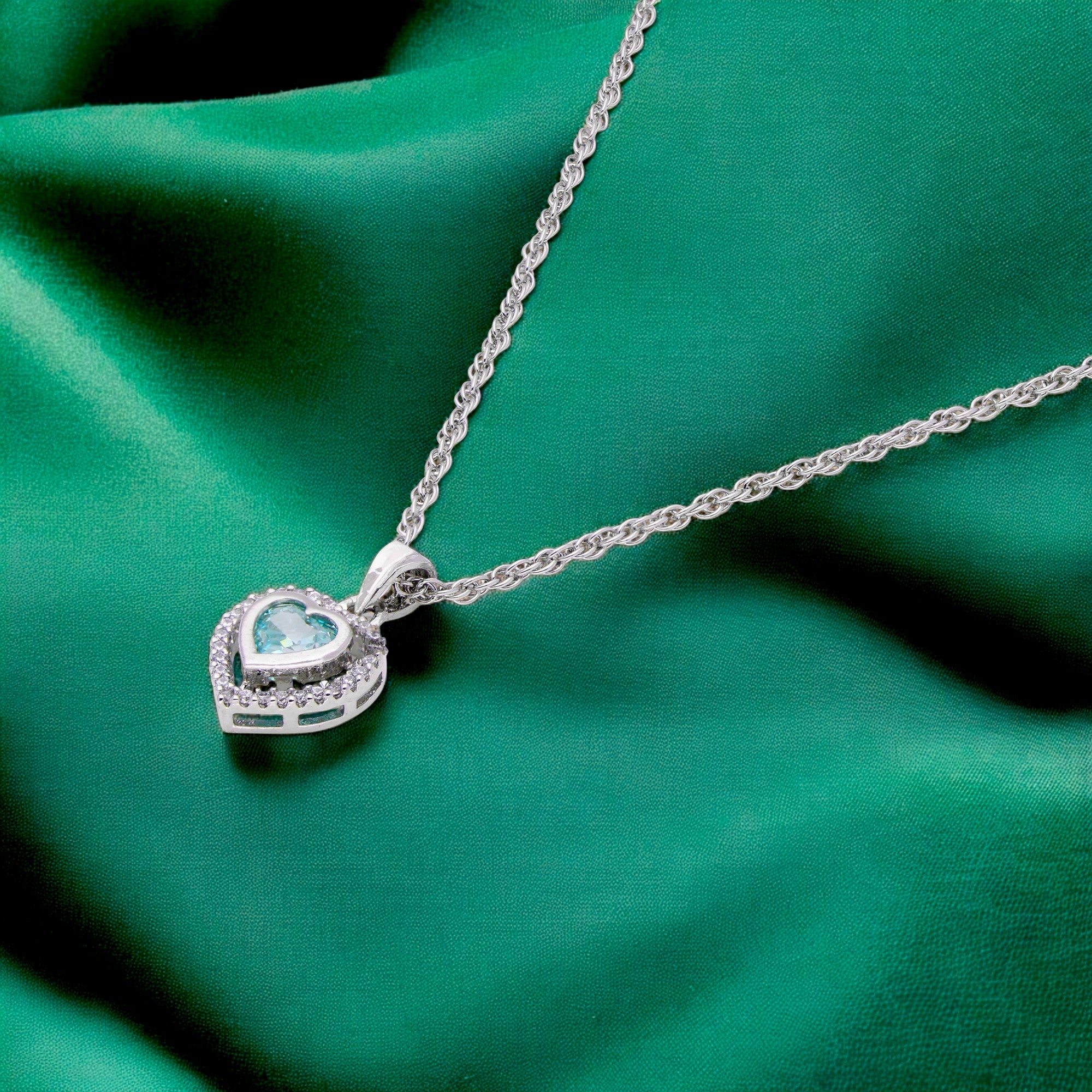 Green Heart-Cut Halo Pendant Necklace in Silver Tone | SKU : 0021423888