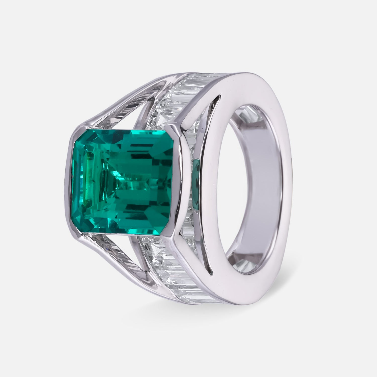 Emerald-Cut Green Stone Statement Ring with Baguette Accents in White Gold Finish | SKU : 0021474224