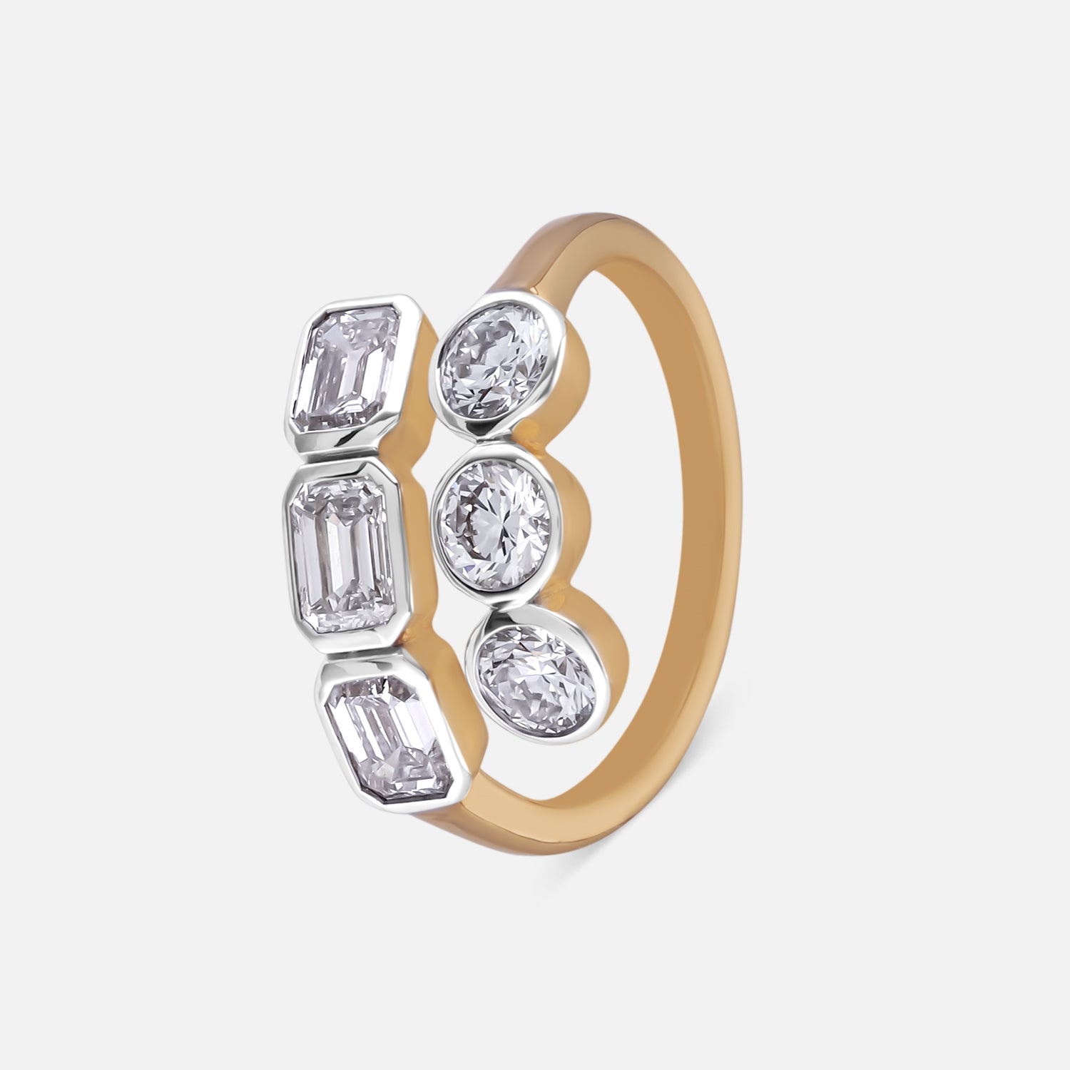 Lab-Grown Emerald and Round Diamond Twin-Row Ring in Gold | SKU : 0021880810