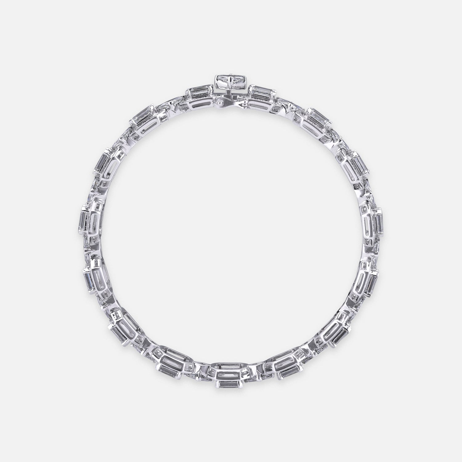 Imperial Grace Round Brilliant, Lozenge Blunt-Cut & Heritage Emerald-Cut Lab-Grown Diamond Bracelet | SKU : 0021986345