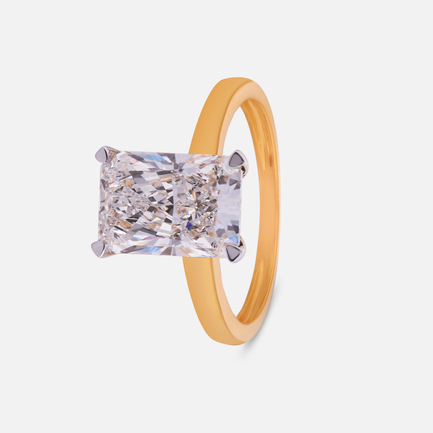 Golden Radiance Lab Grown Radiant Cut Diamond Ring in Yellow Gold | SKU : 0004953920