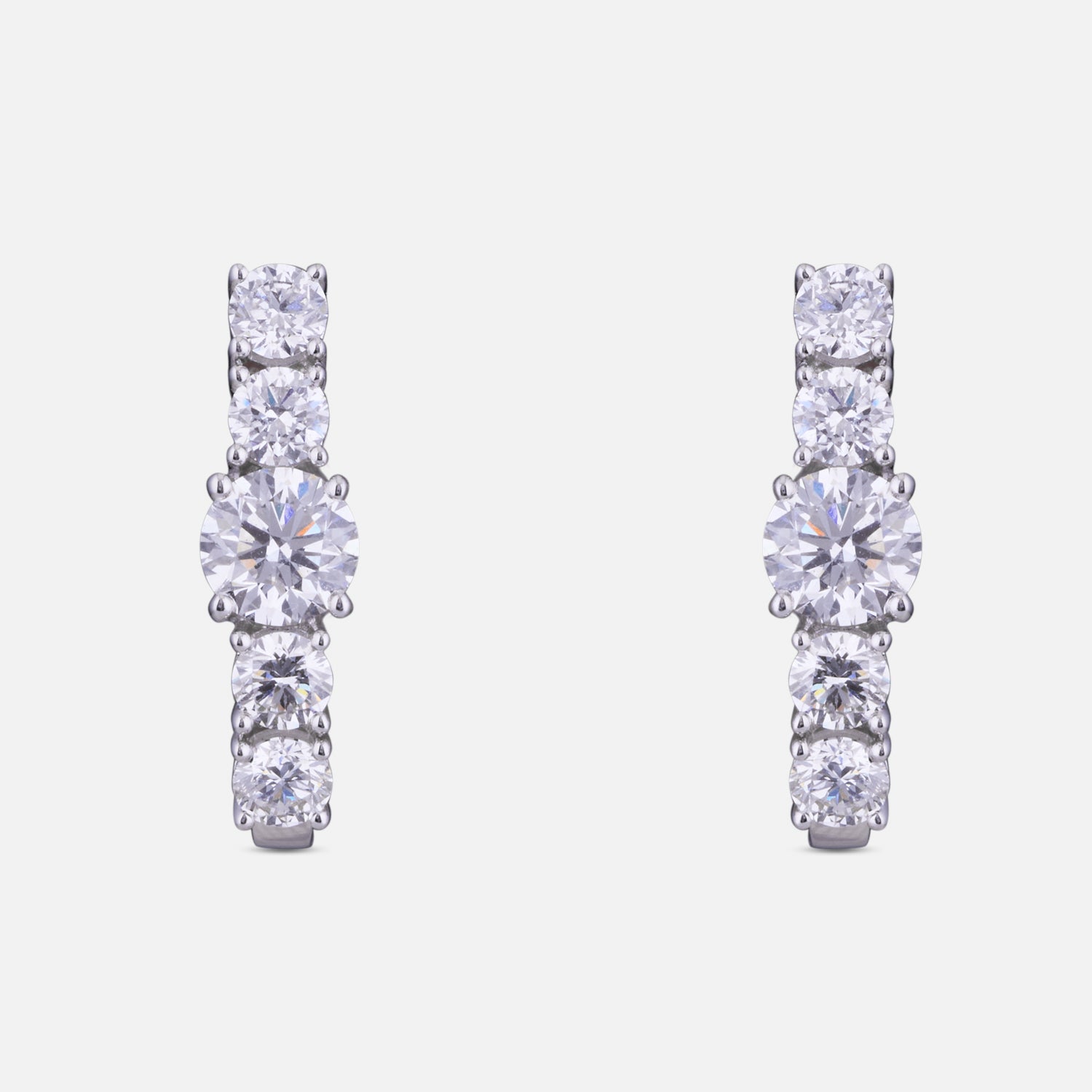 Lab-Grown Diamond Hoop Earrings in 18K White Gold | SKU : 0004954019