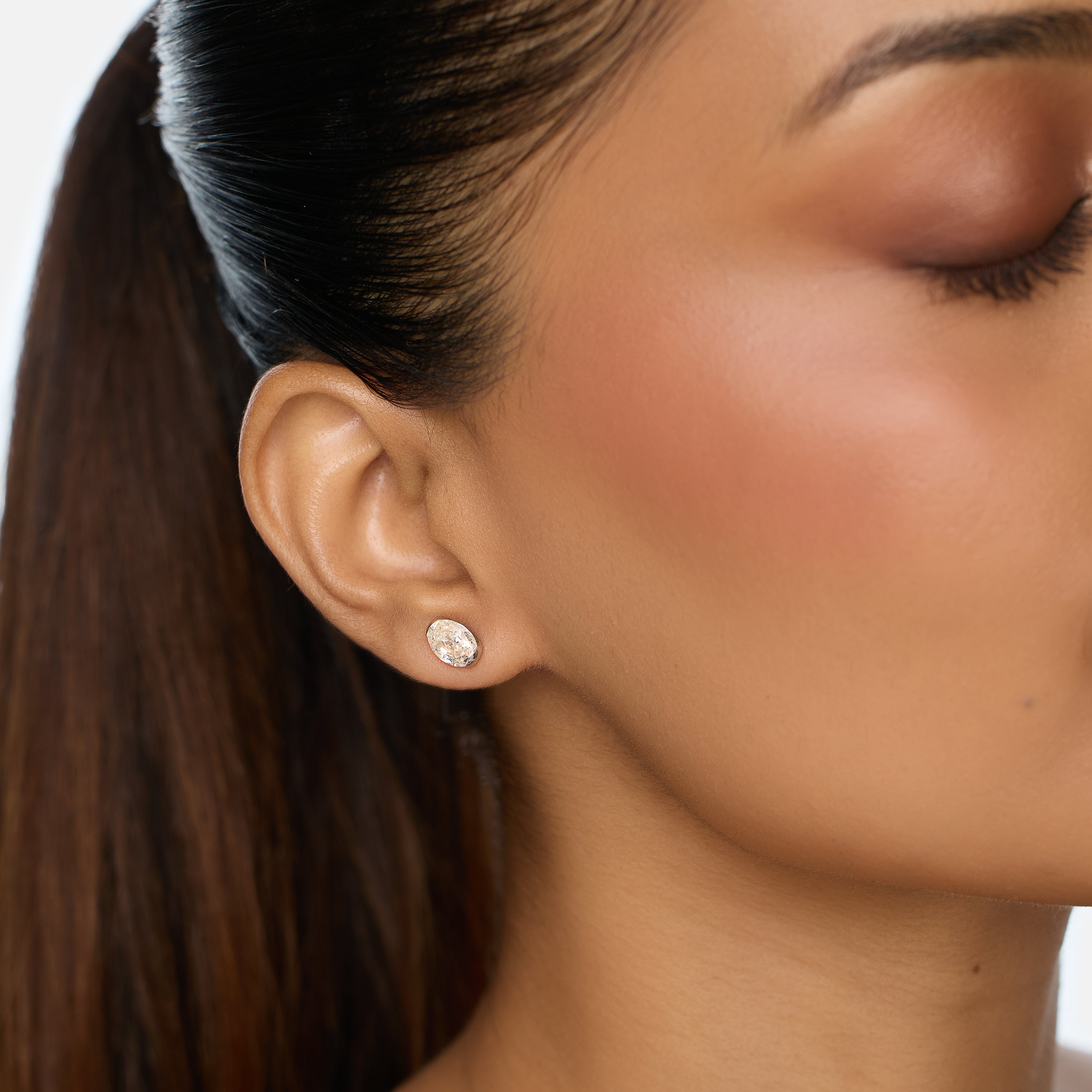 White Gold Stud Earrings with Oval Step-Cut Lab-Grown Diamonds | SKU : 0021929908