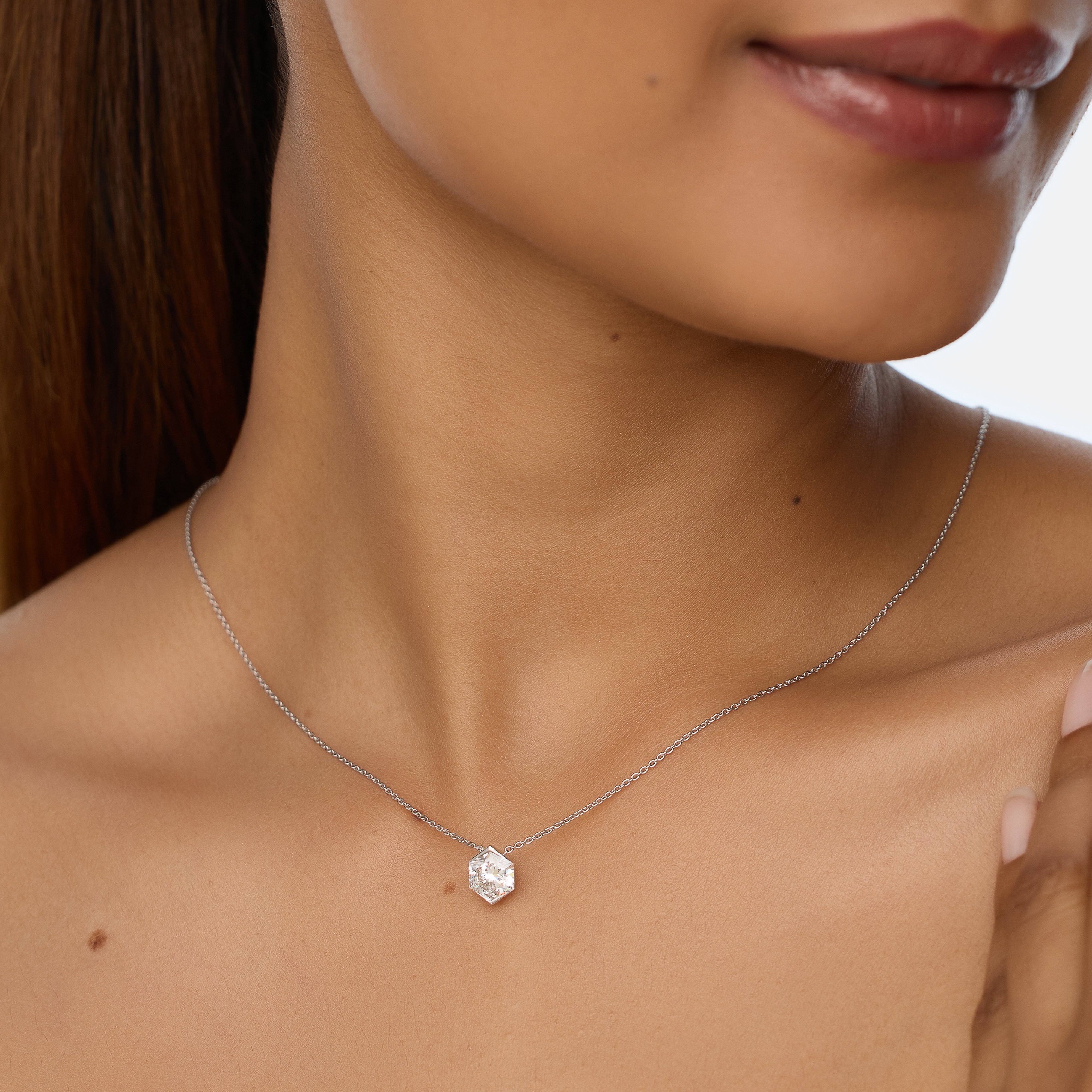 White Gold Chain Pendant with Hexagon-Cut Lab-Grown Diamond | SKU : 0021938627