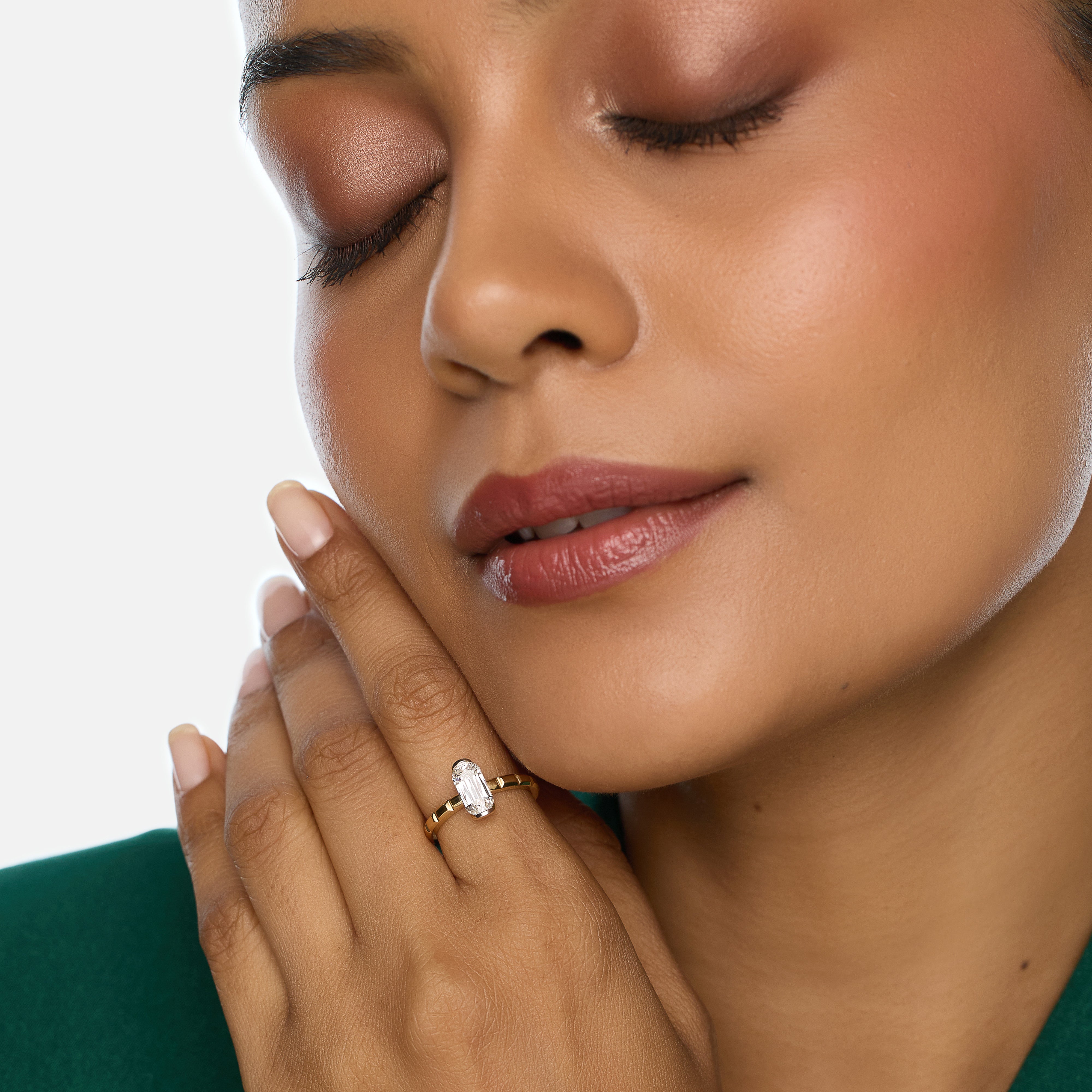 Gold Ring with Elongated Cushion-Cut Lab-Grown Diamond | SKU : 0021912825