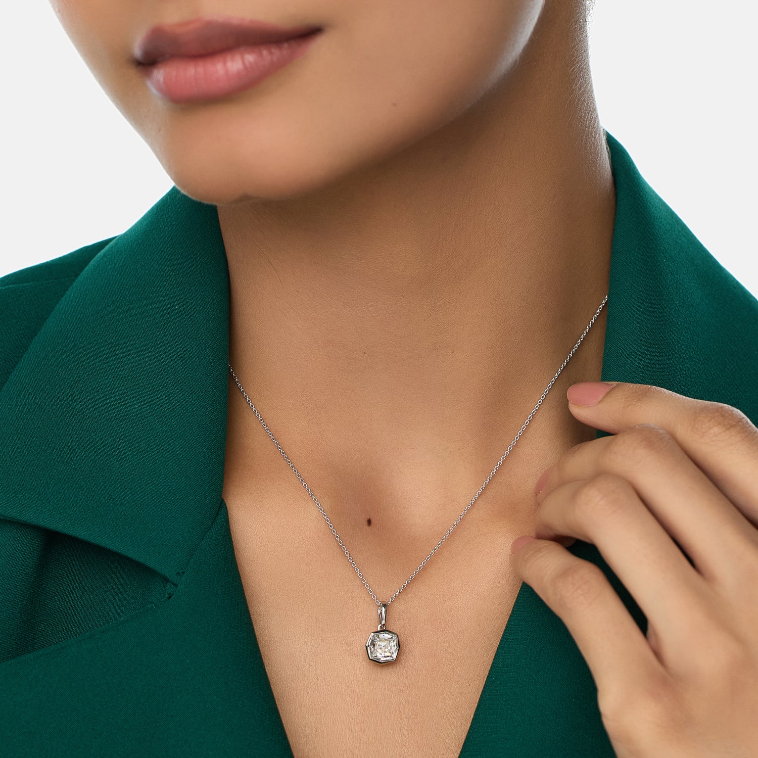 White Gold Necklace with Octagon Step-Cut Lab-Grown Diamond | SKU : 0021929854
