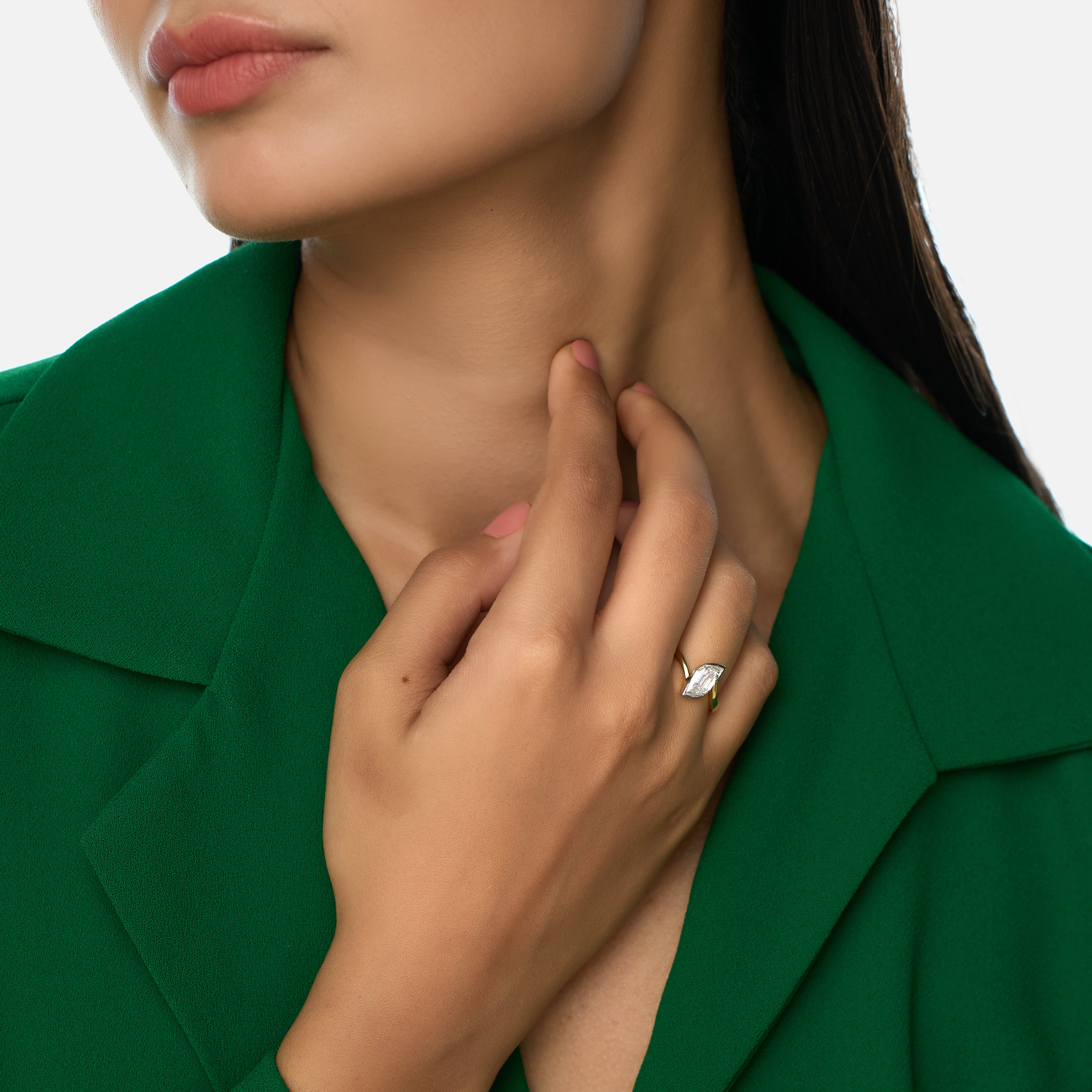 Gold Ring with Flame-Cut Lab-Grown Diamond | SKU : 0021923364