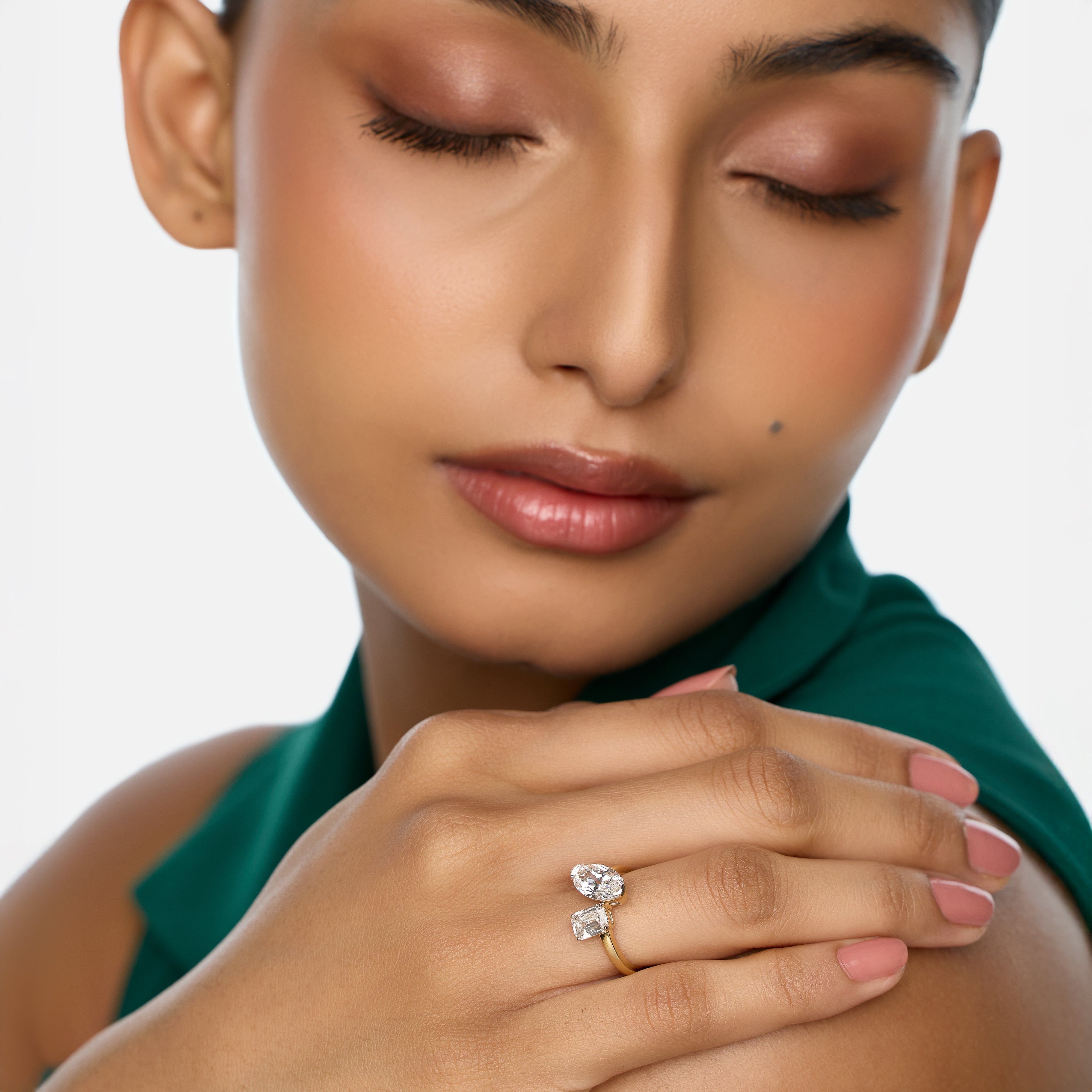 Gold Ring Set with Oval Step Cut and Heritage Emerald-Cut Lab-Grown Diamonds | SKU : 0021923043
