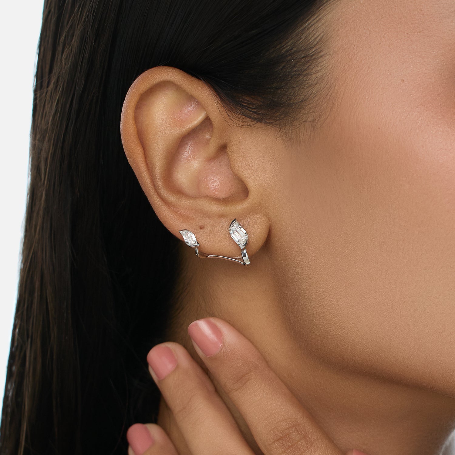 White Gold Ear Tops with Flame-Cut Lab-Grown Diamonds | SKU : 0021941269