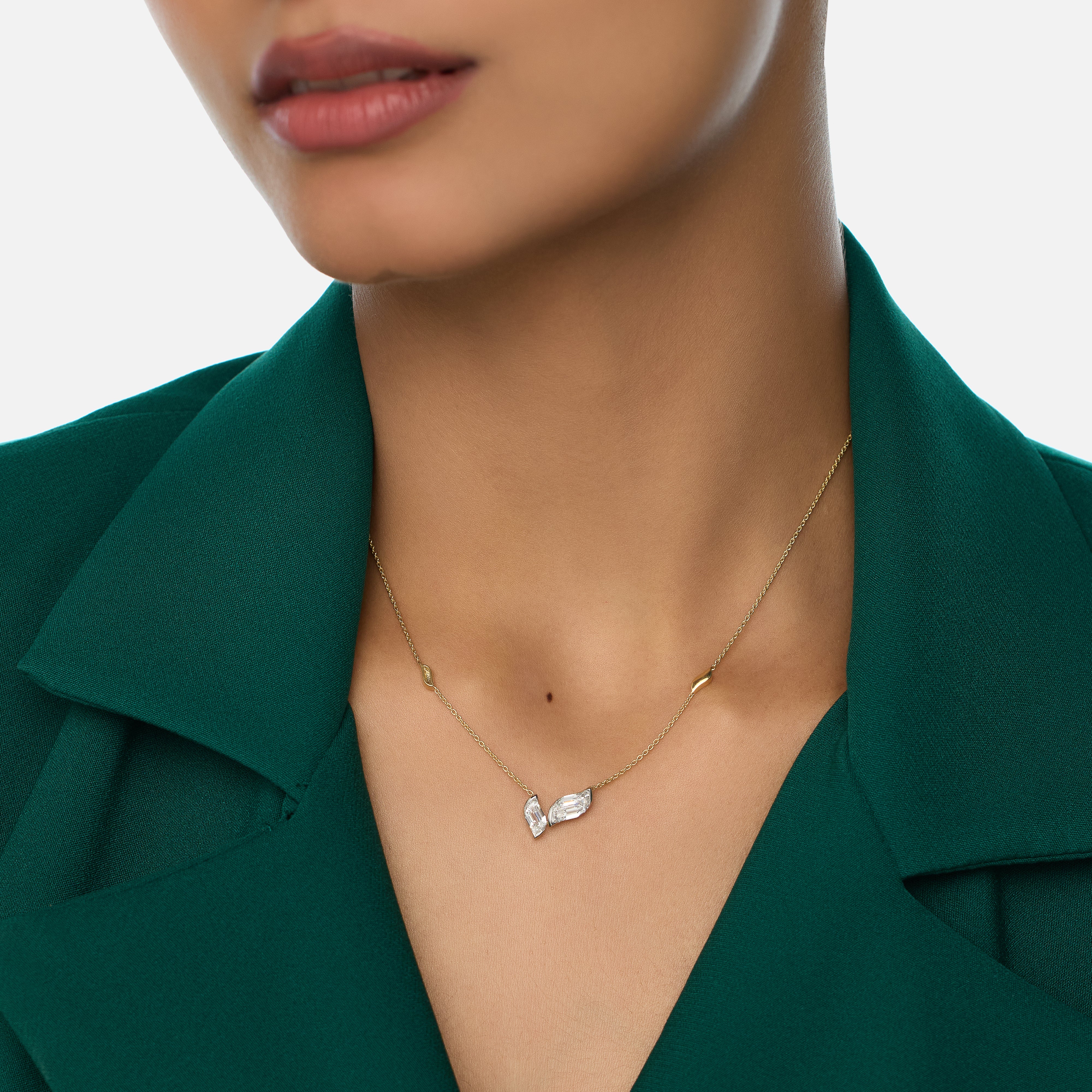 Gold Chain Necklace with Twin Flame-Cut Lab-Grown Diamonds | SKU : 0021916427