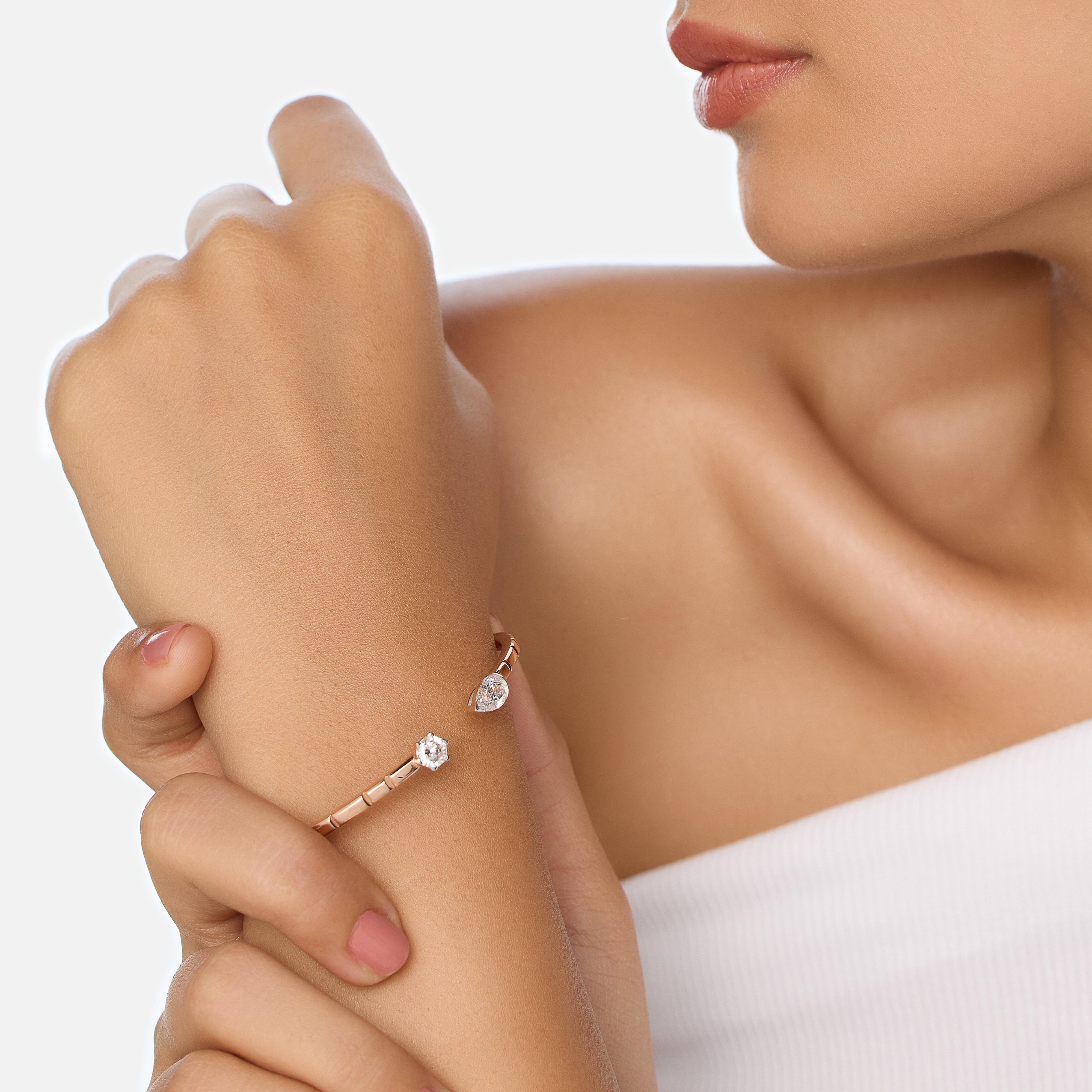 Pear Step-Cut & Hexagon Brilliant Lab-Grown Diamond Bangle in 18Kt Rose Gold : 0003761700