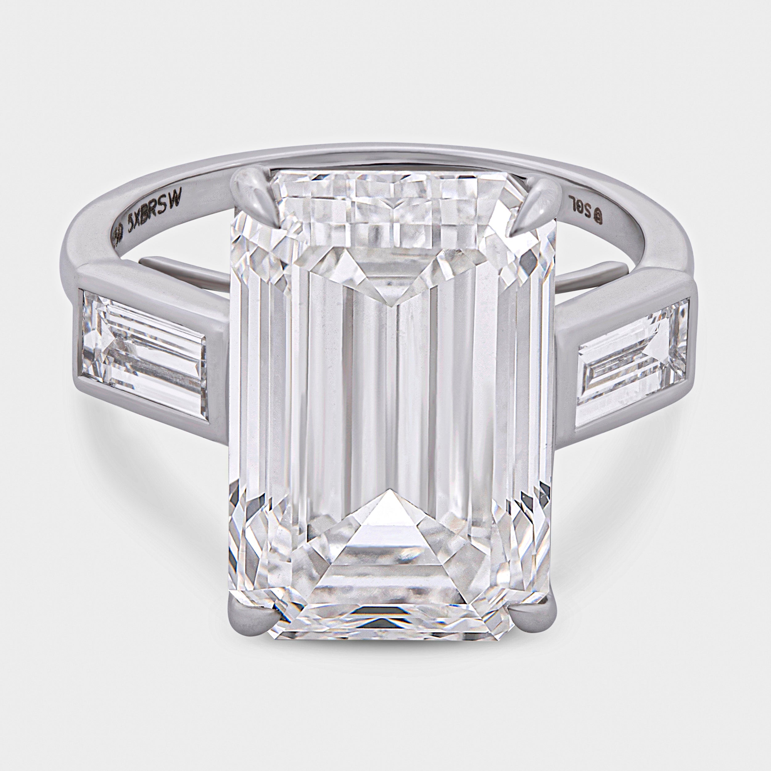 Lab Grown Diamond Ring _19787022_2