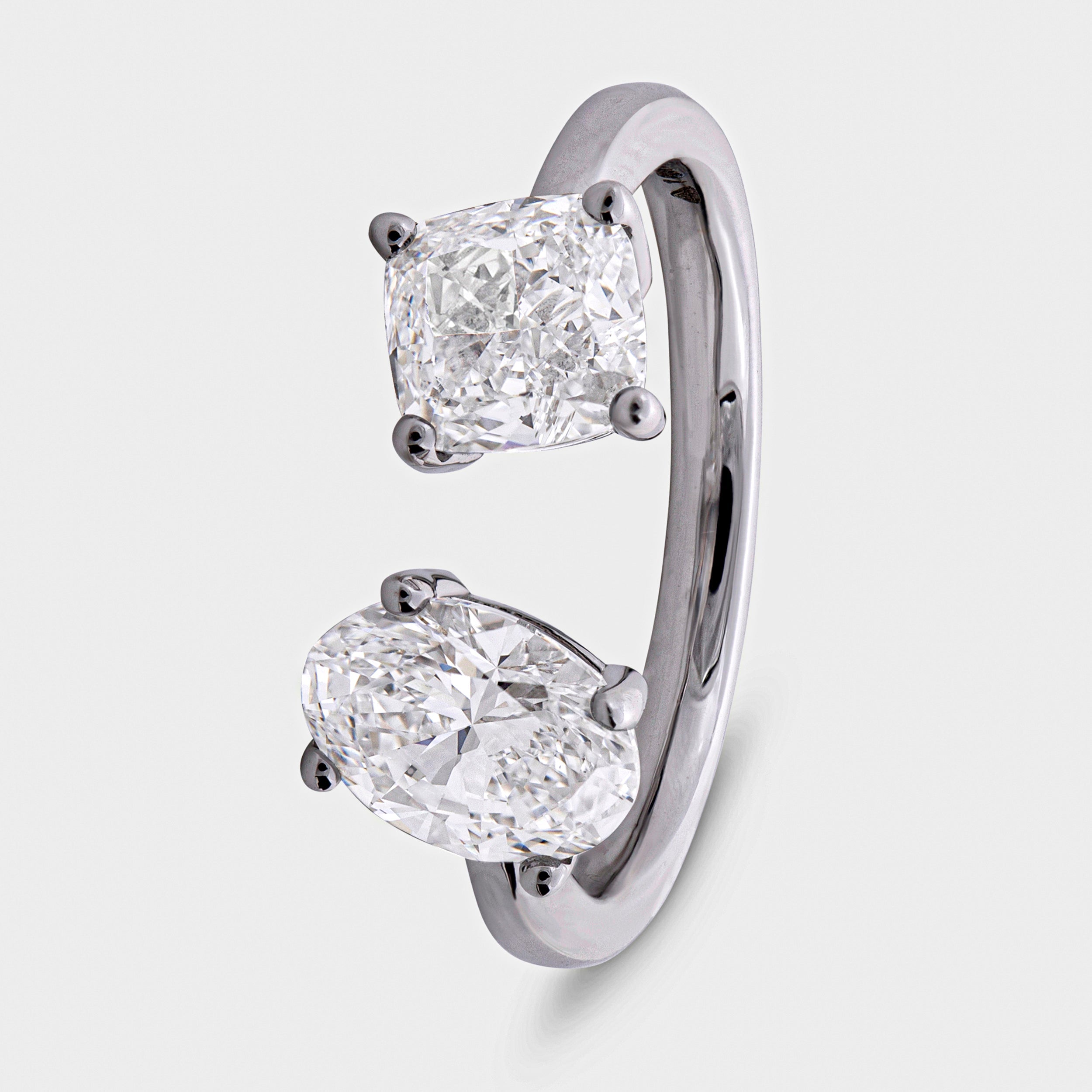 Cushion and Oval Cut 1.01 Carat & 1.00 Carat Lab-Grown Solitaire Ring | SKU : 0019997261 - crash.club by CKC