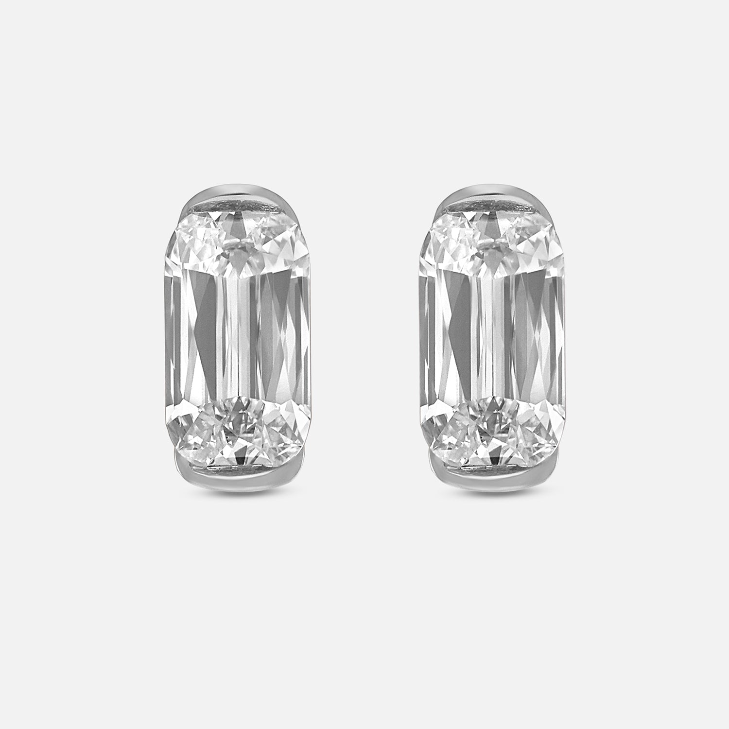 White Gold Tops Set with Elongated Cushion-Cut Lab-Grown Diamonds | SKU : 0021938597
