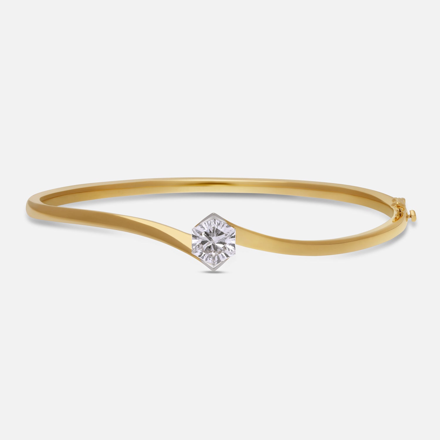 Sculpted Gold Bangle with Hexagon Brilliant-Cut Lab-Grown Diamond Centerpiece | SKU : 0021912870
